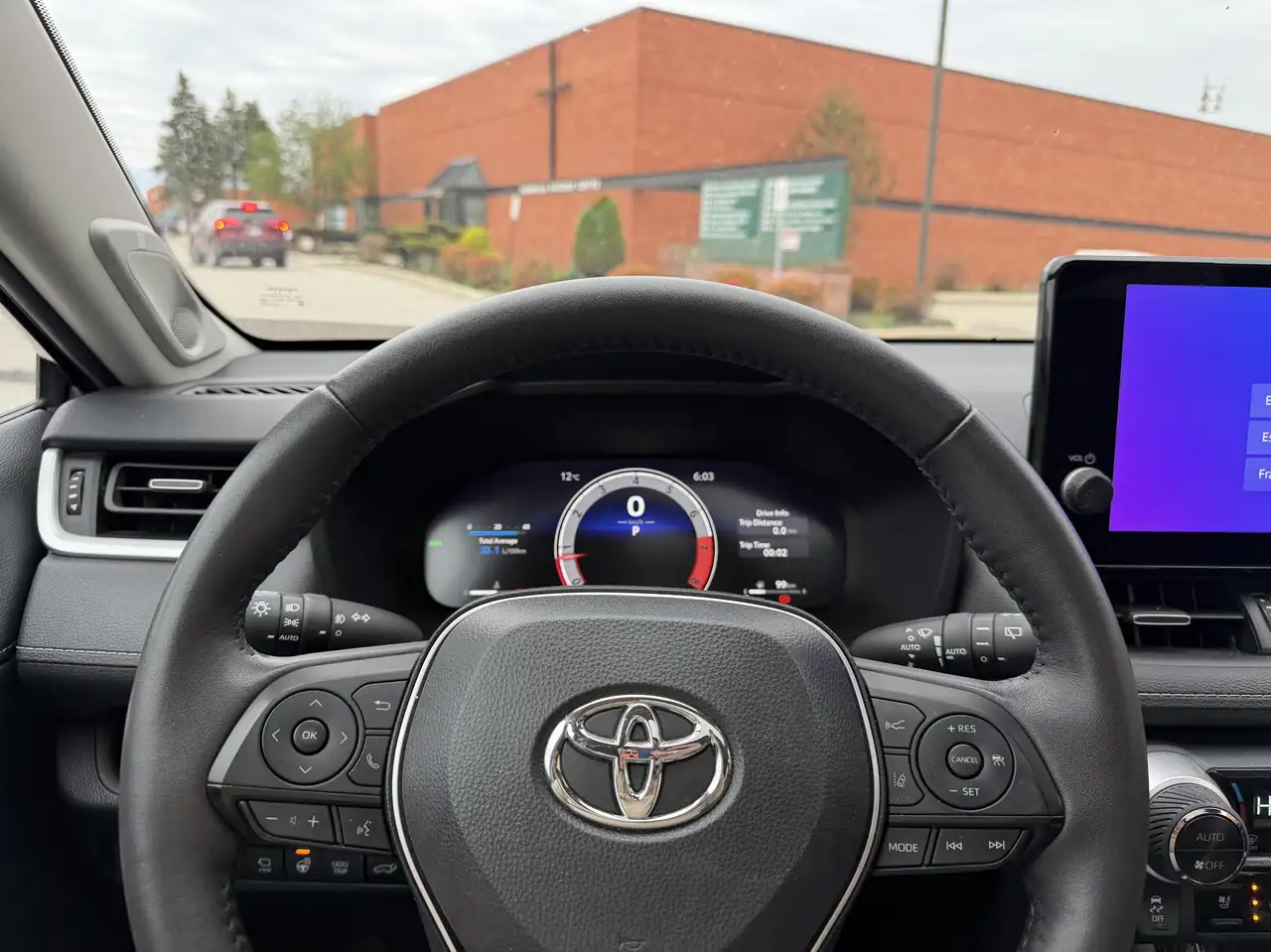 Toyota RAV 4 снимка Toyota RAV 4