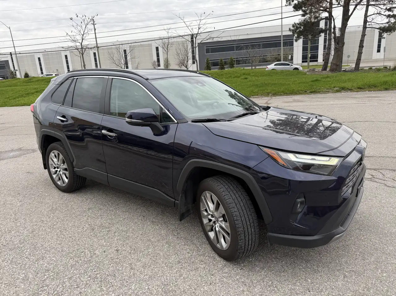Toyota RAV 4 снимка Toyota RAV 4