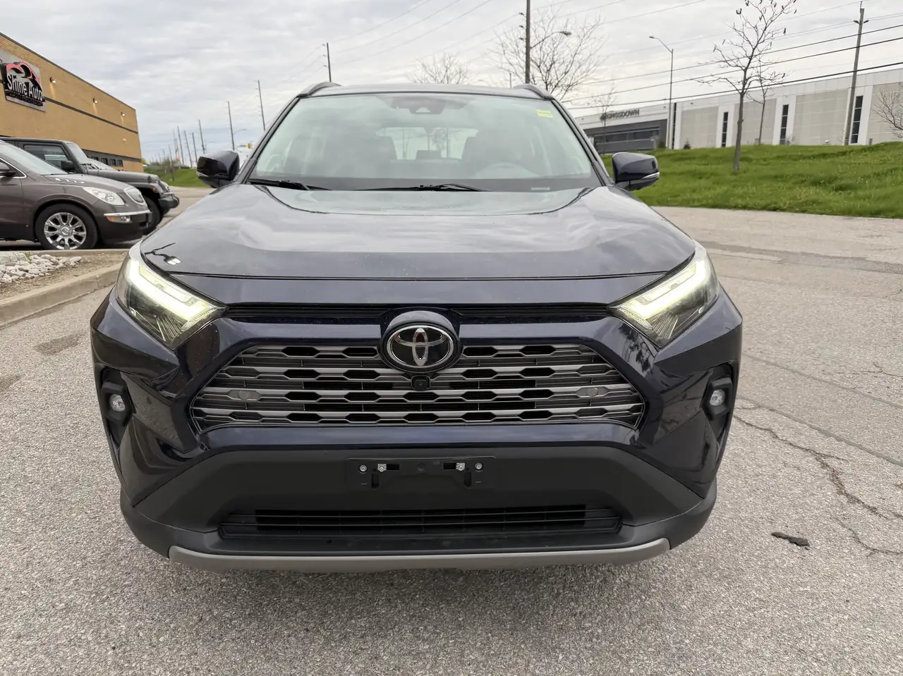 Toyota RAV 4 снимка Toyota RAV 4