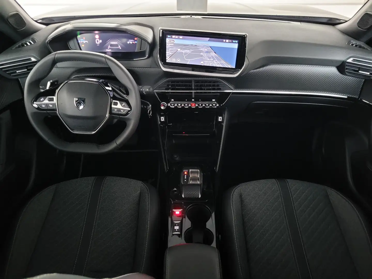 Peugeot 2008 1.2 ALLURE AUT. CARPLAY LED ACC RETROCAMERA Grigio - 2