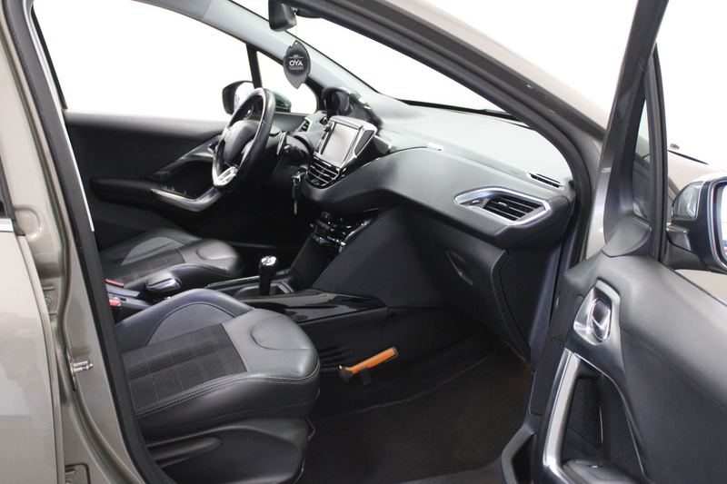 Peugeot 2008 1.2 PureTech Allure — photo 9