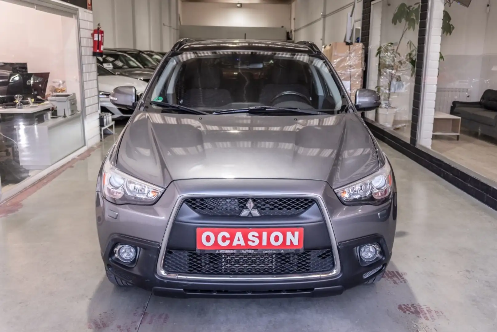 Mitsubishi ASX 200DI-D Kaiteki Plateado - 2