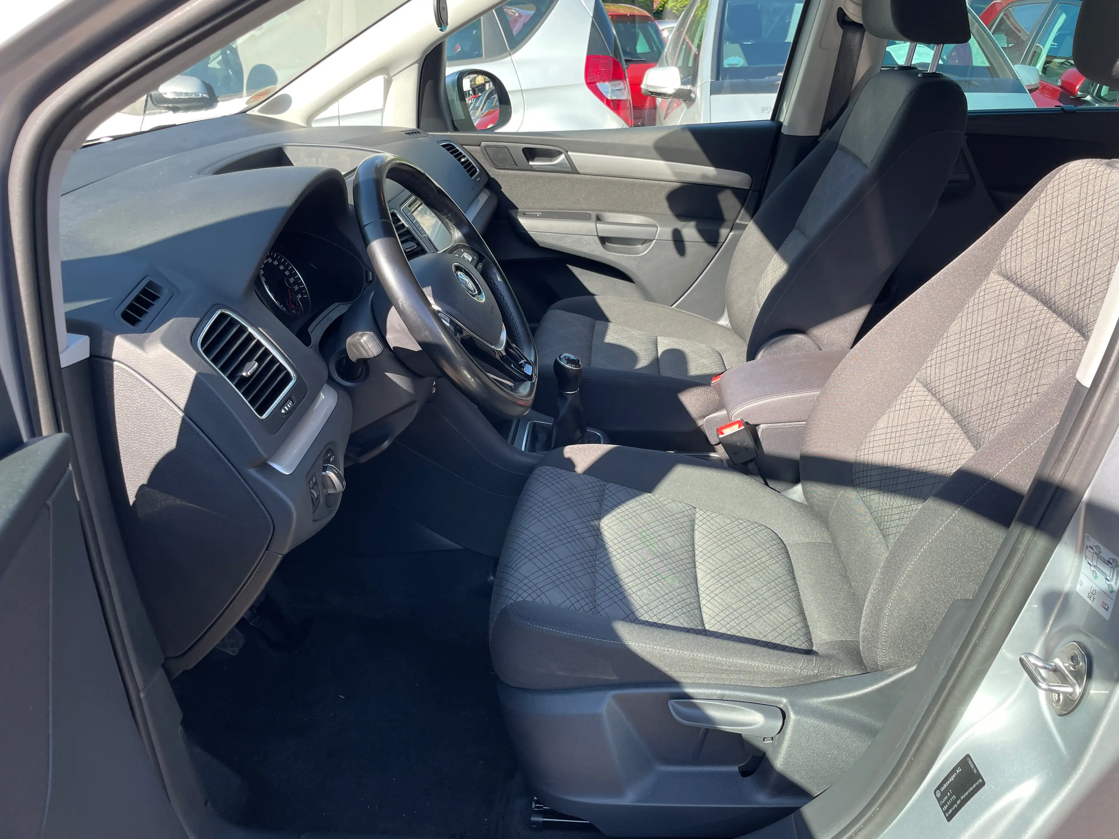 Volkswagen Sharan Trendline BMT/7 Sitzer/Euro6/Navi — photo 14