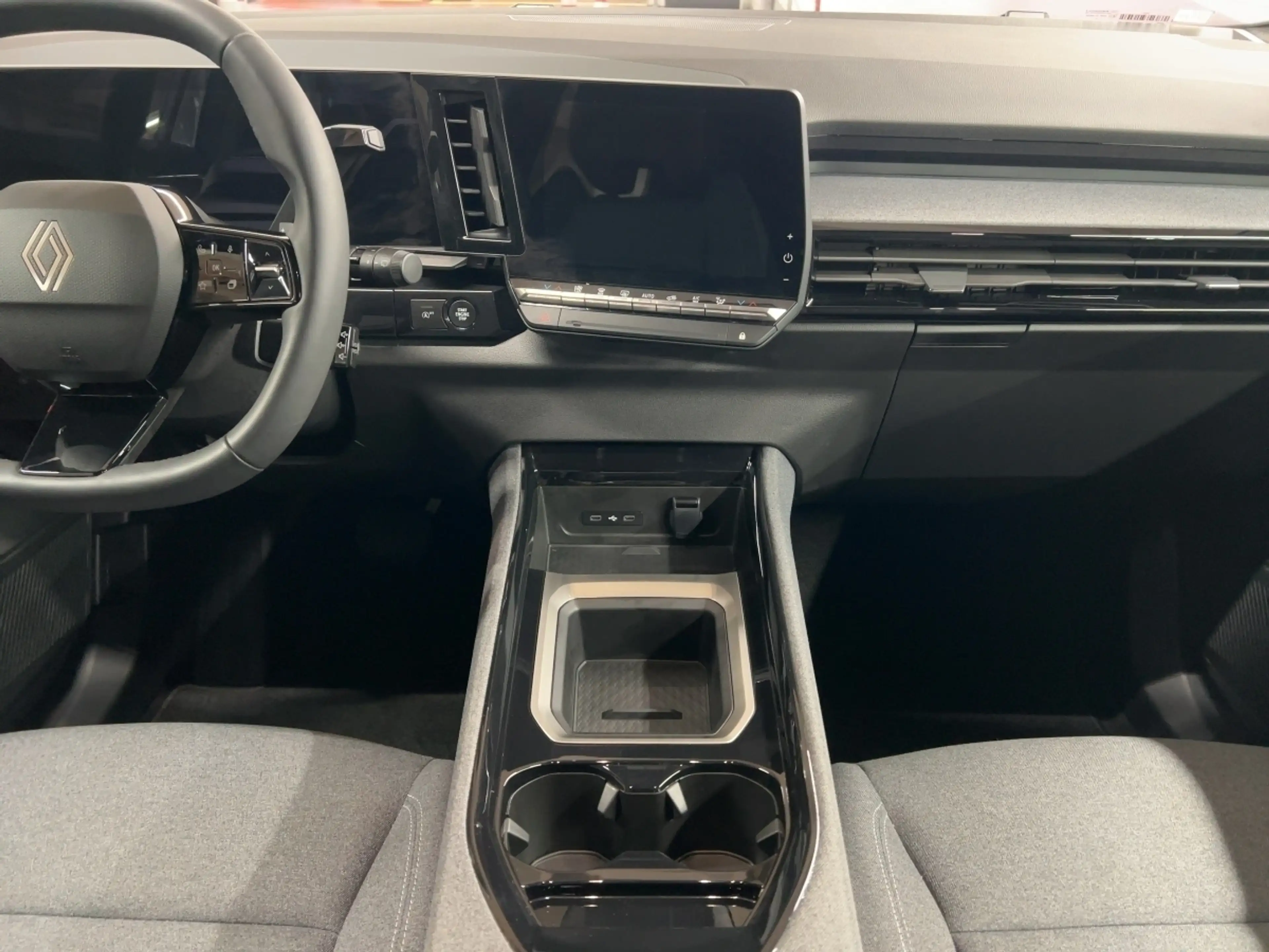 Renault Austral EVOLUTION TCe 160 AUTOMATIK RÜCKFAHRKAMERA — photo 12