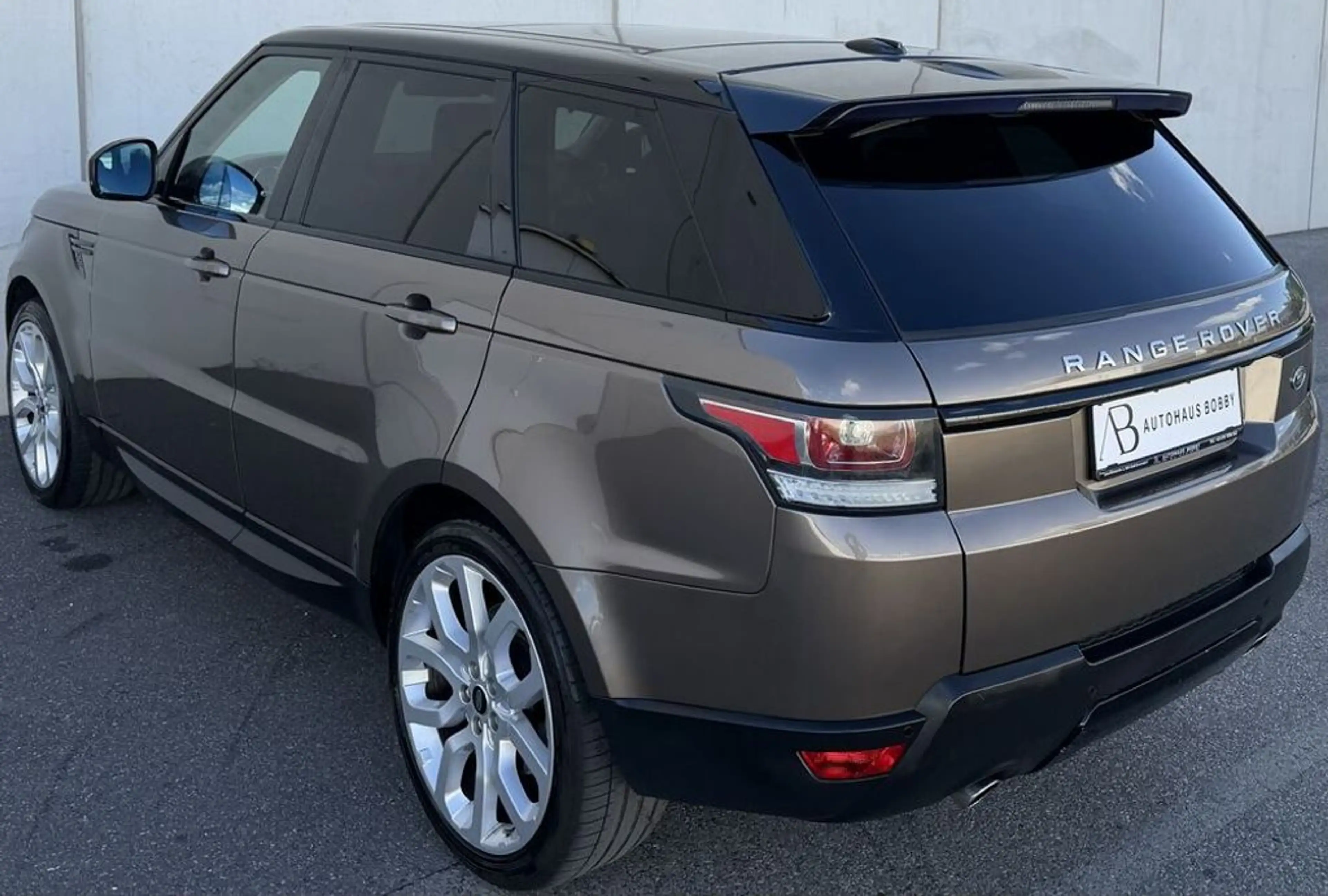 Land Rover Range Rover Sport 3,0 TDV6 AWD — photo 11
