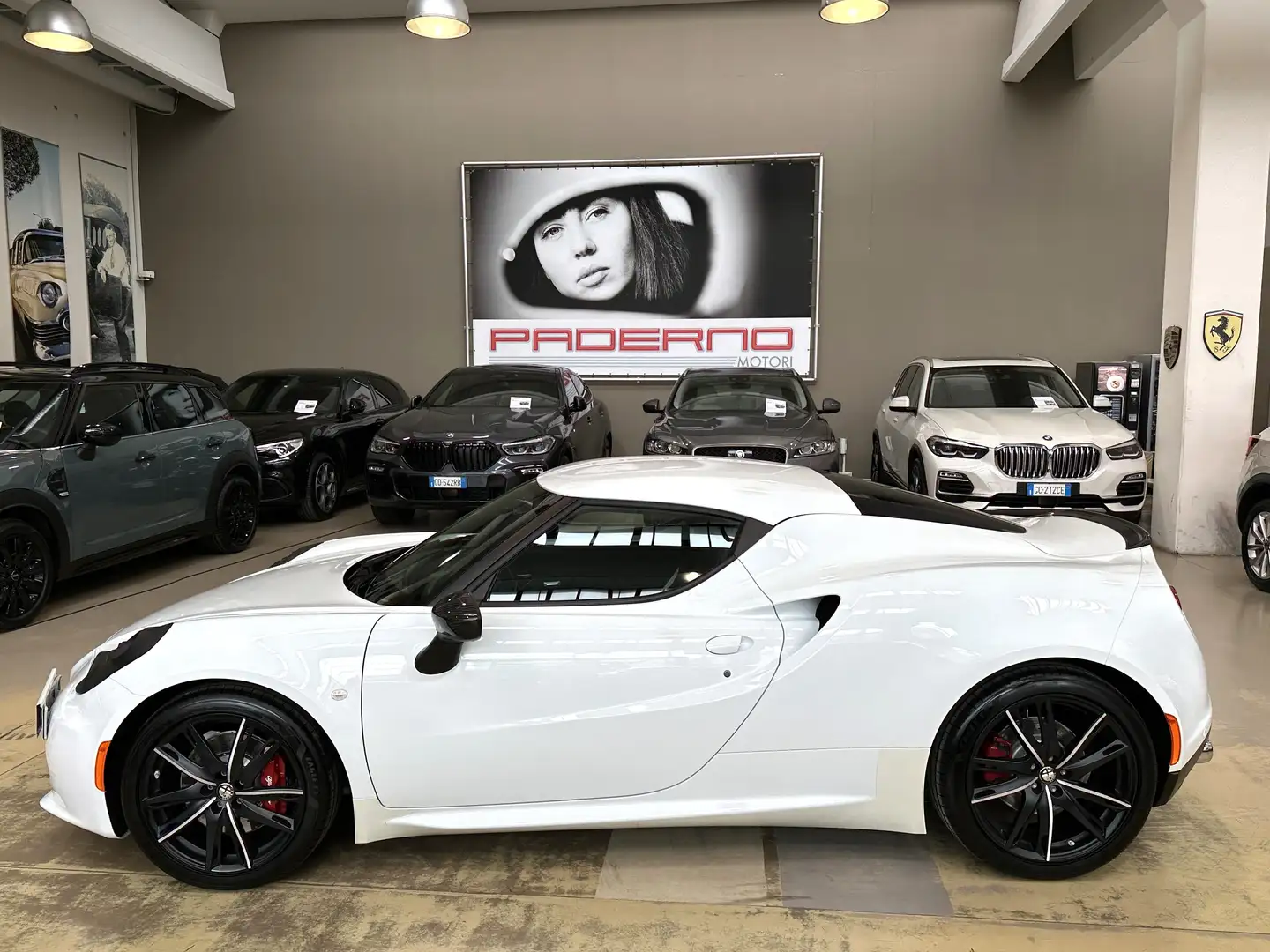 Alfa Romeo 4C Coupe 1750 tbi 240cv tct - 18" - Spoiler Carbonio Blanc - 2