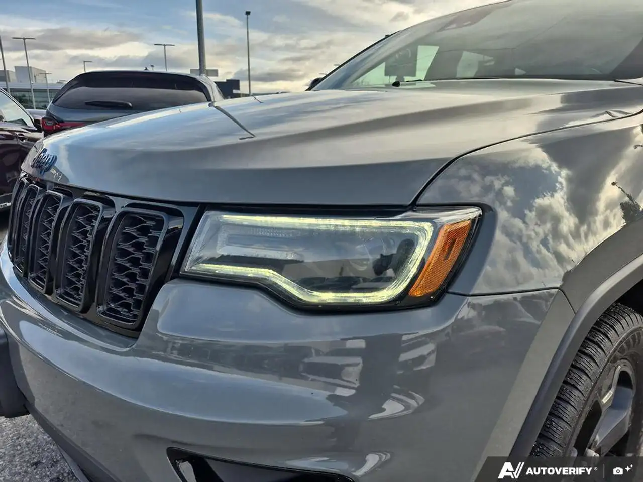 Jeep Grand Cherokee снимка Jeep Grand Cherokee