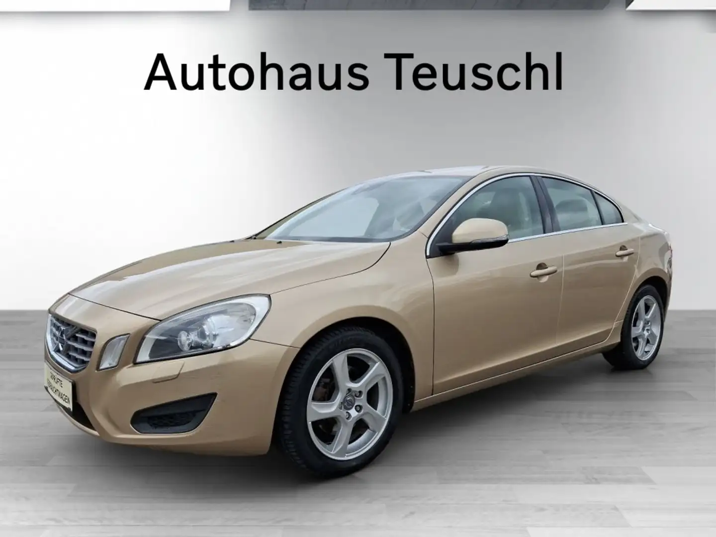Volvo S60 D3 MO Gold - 1