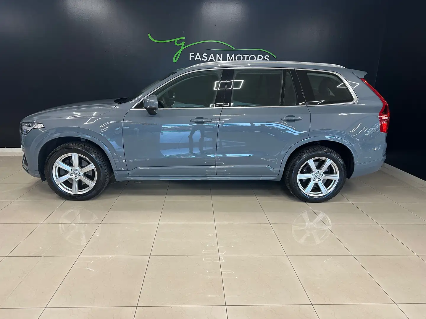 Volvo XC90 XC90 2.0 b5 Core awd 7 POSTI auto Grau - 2