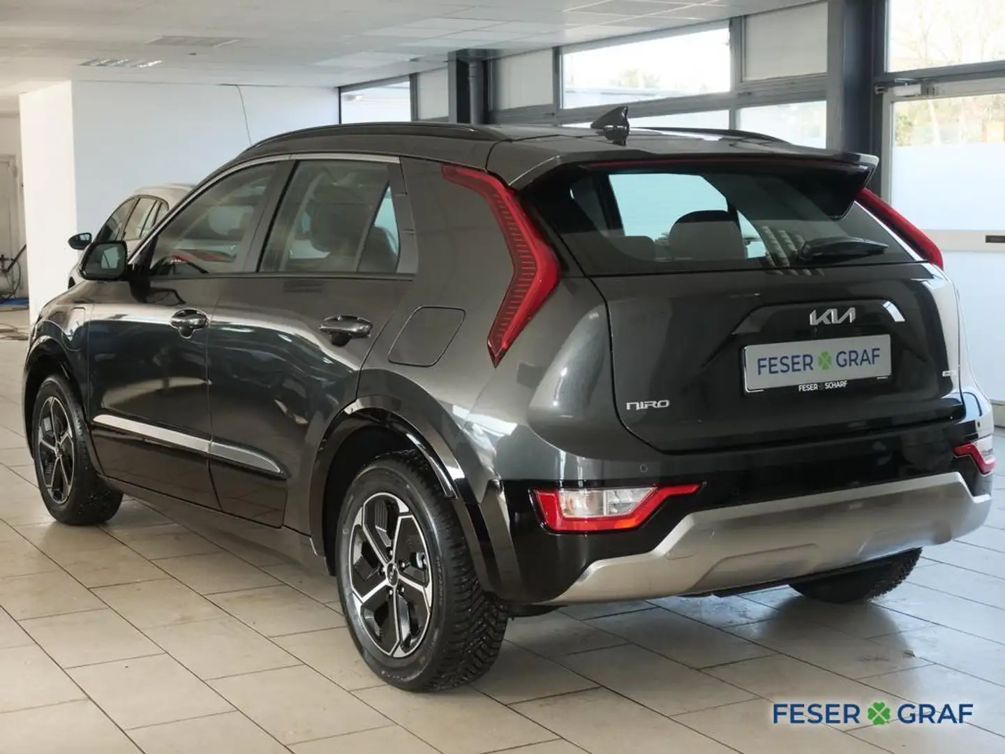 Kia Niro 1.6 PHEV 171 DCT VISION KOMFORT NAVI UVM. Grau - 2