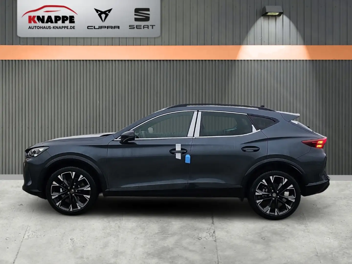 CUPRA Formentor 1.5 eTSI 110 kW Panorama Navi Sennheizer AHK Dynam Grigio - 2