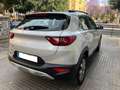 Kia Stonic 1.0 T-GDi MHEV Drive 100 Gris - thumbnail 6