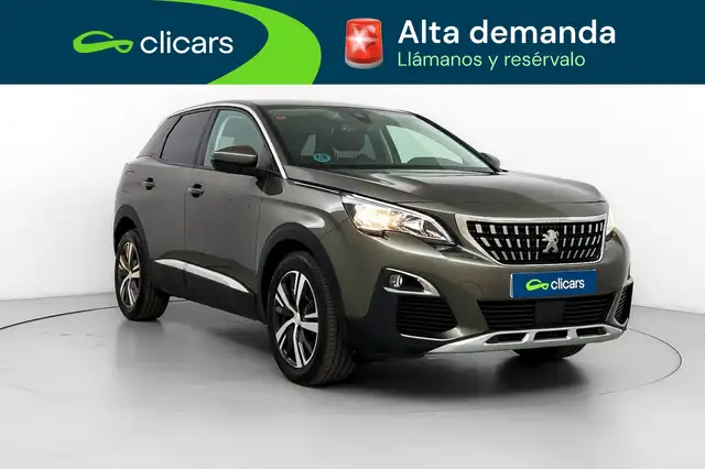 Peugeot 3008 view 3