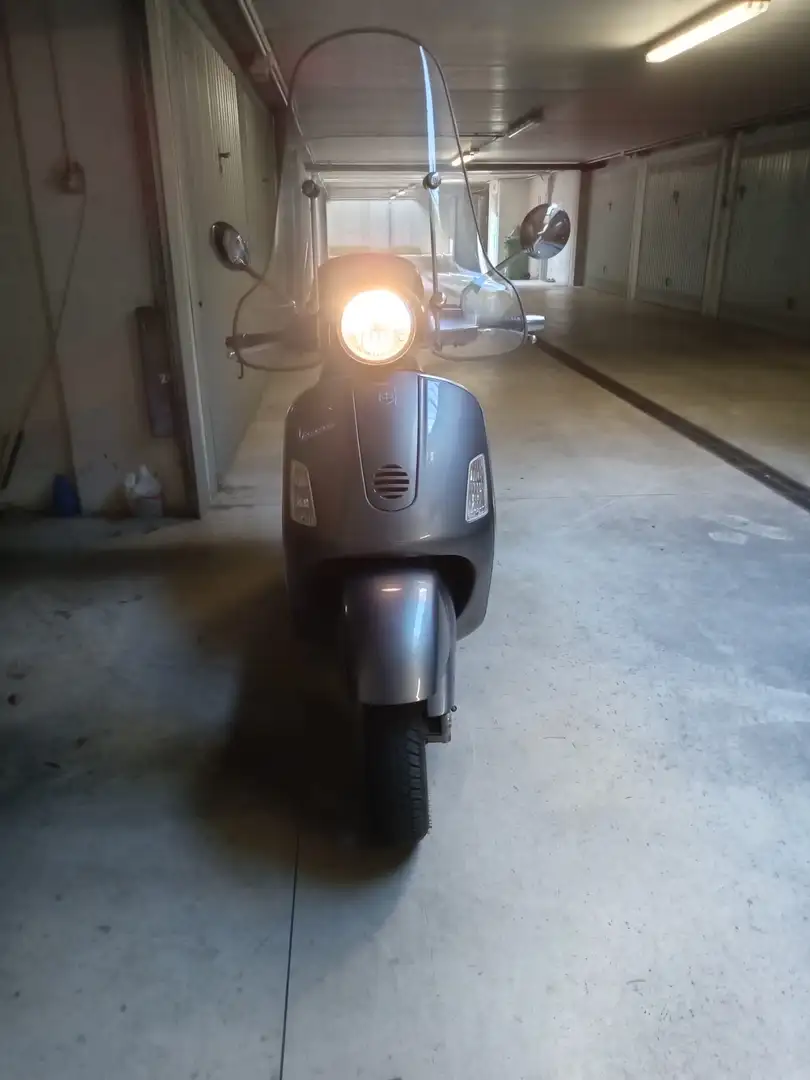Vespa GT 200 200 L - 1