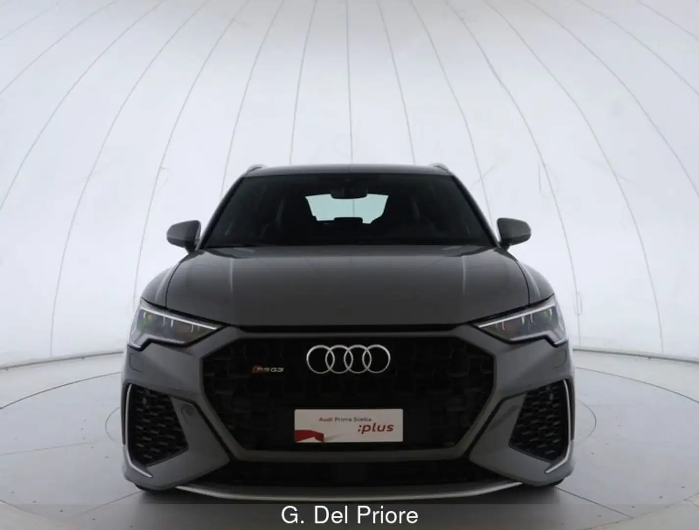 Audi RS Q3 RS  quattro S tronic Šedá - 2