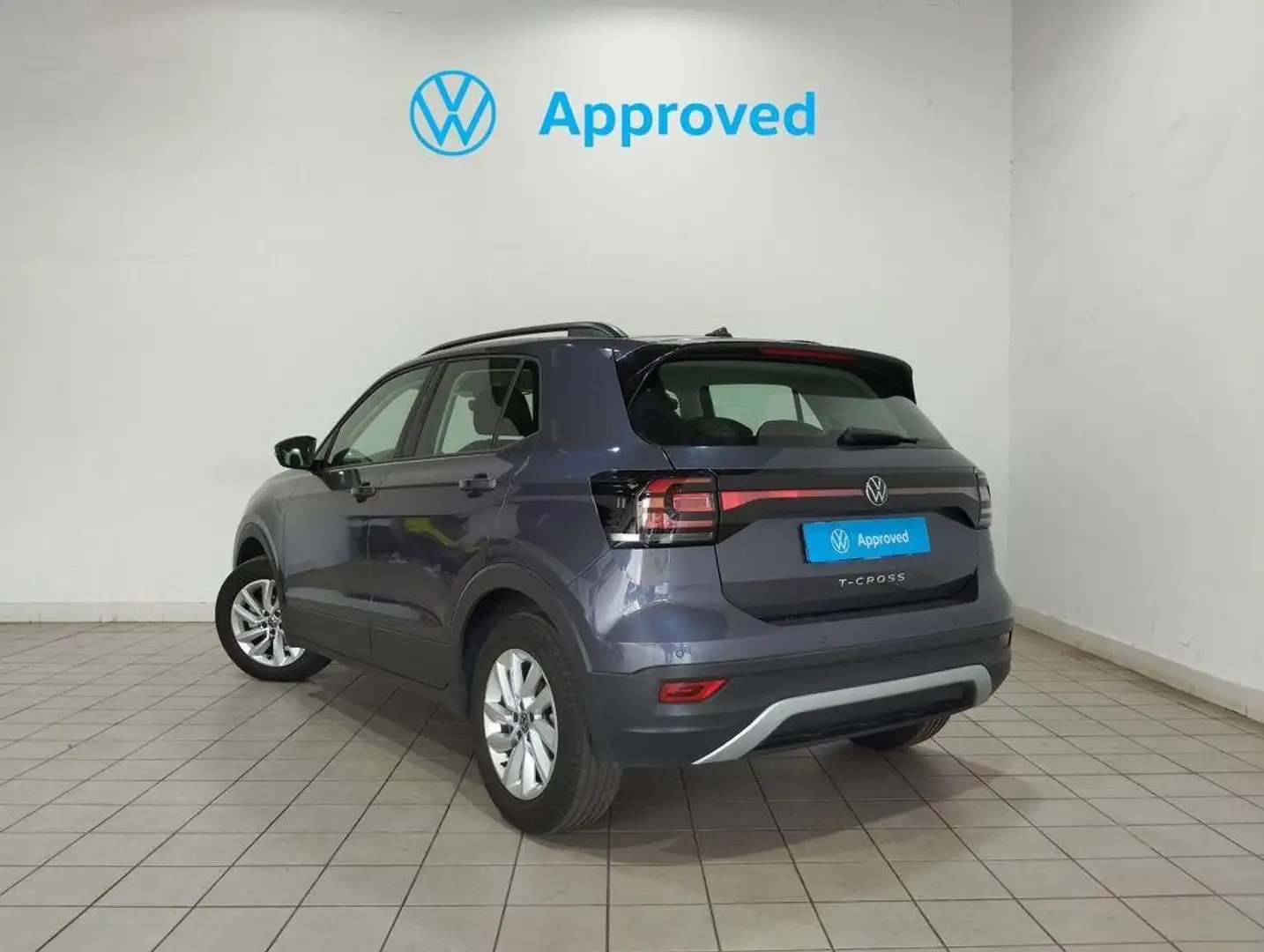 Volkswagen T-Cross 1.0 TSI Advance DSG7 81kW Gris - 2
