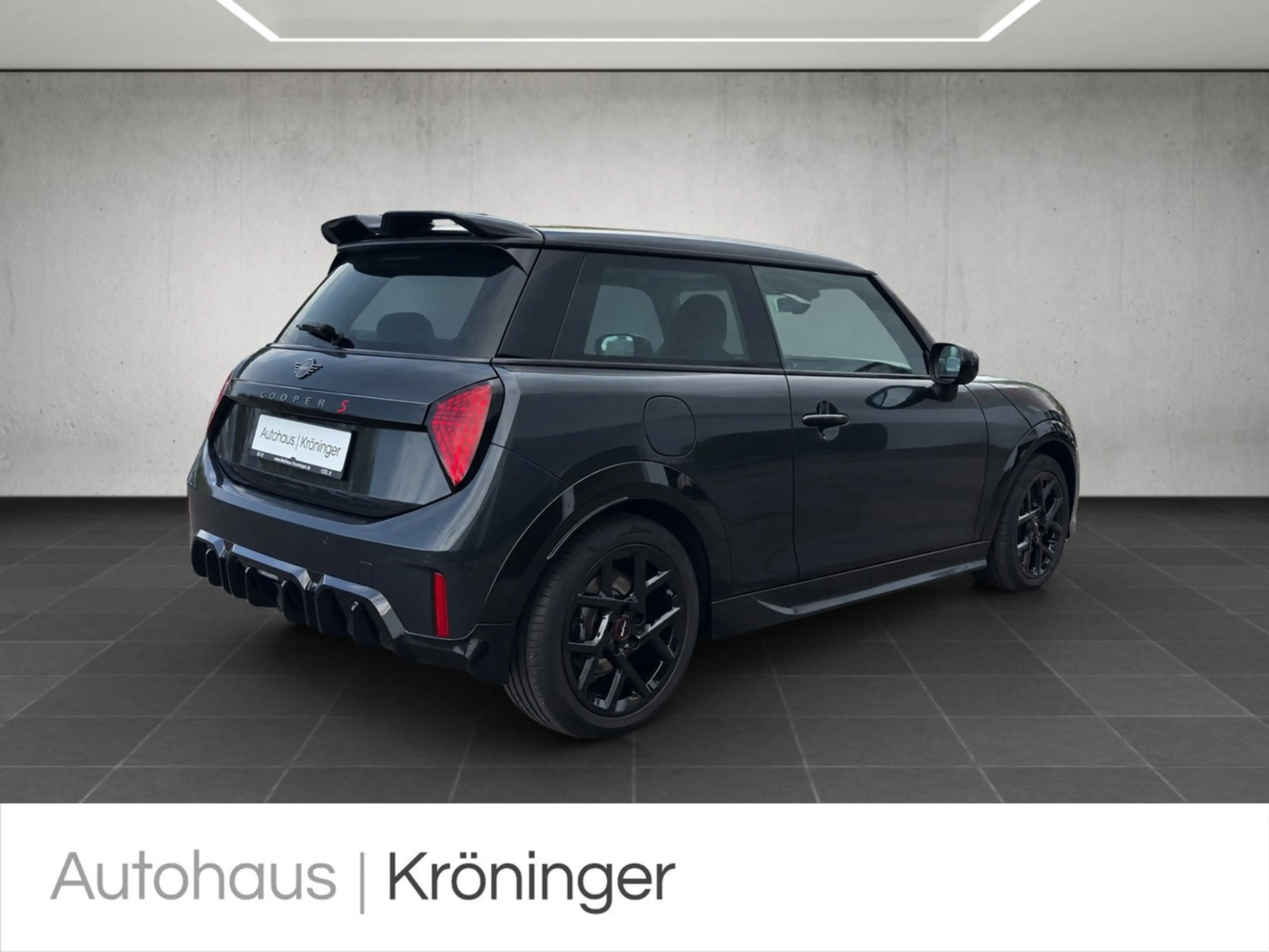 MINI Cooper S John Cooper Works Trim Pano HUD — photo 2