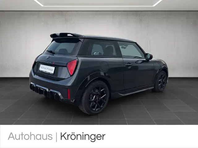 Mini Hatch view 2