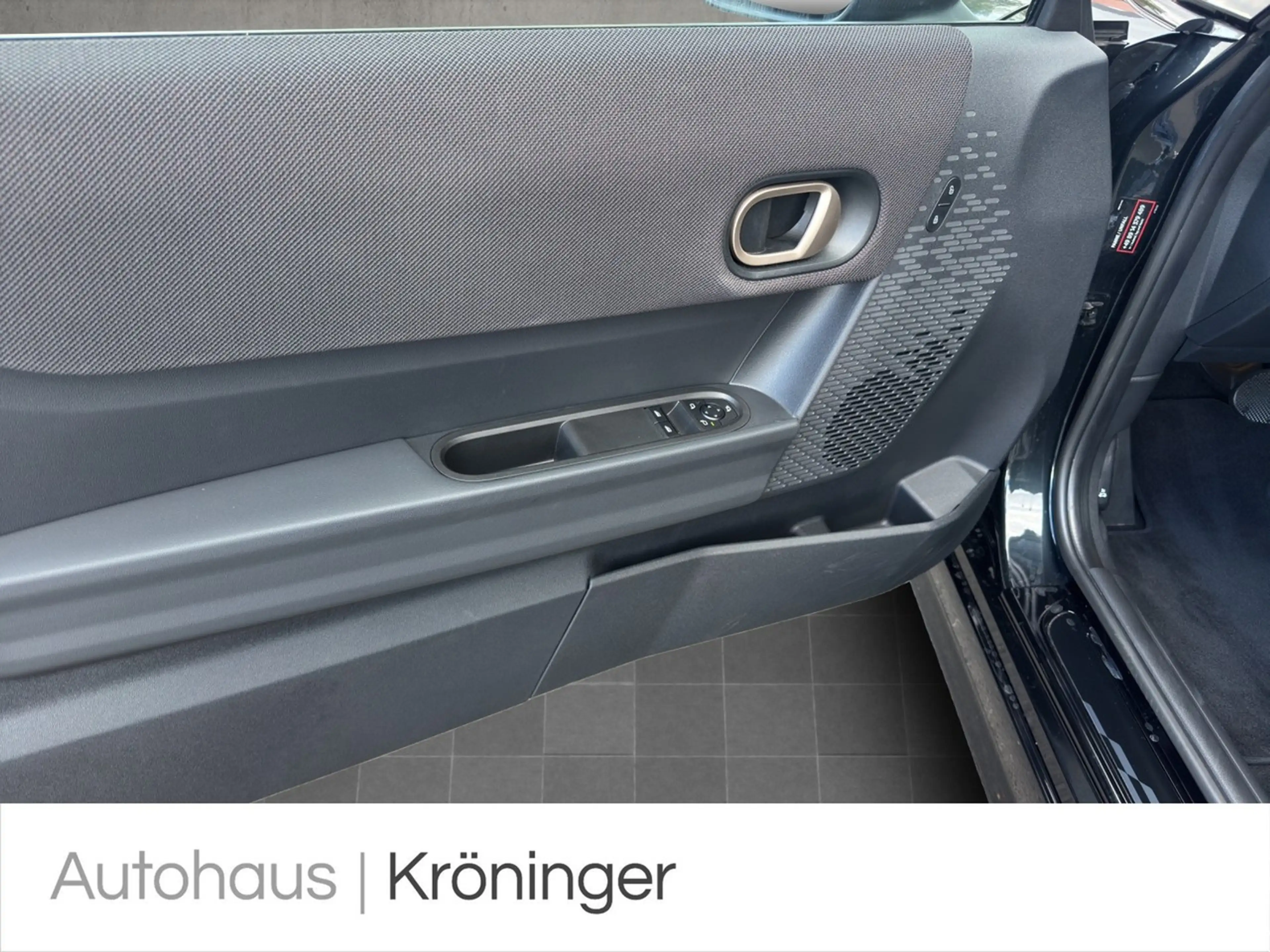 MINI Cooper S John Cooper Works Trim Pano HUD — photo 8