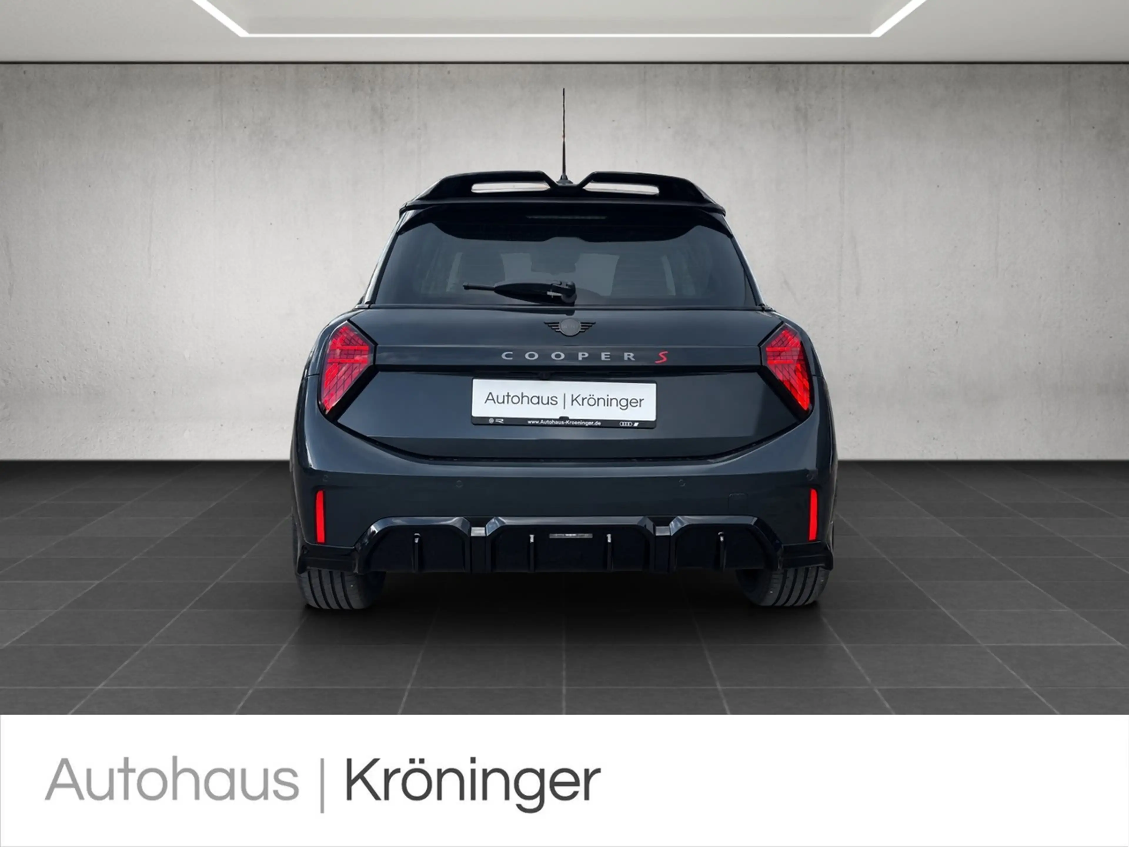 MINI Cooper S John Cooper Works Trim Pano HUD — photo 6