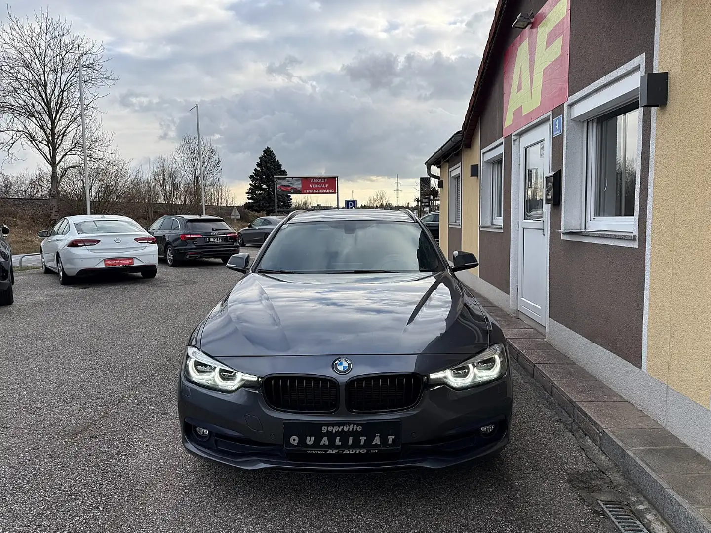 BMW 320 d Touring  | SPORT | AUT | LED | SOUND | AHK Gris - 2