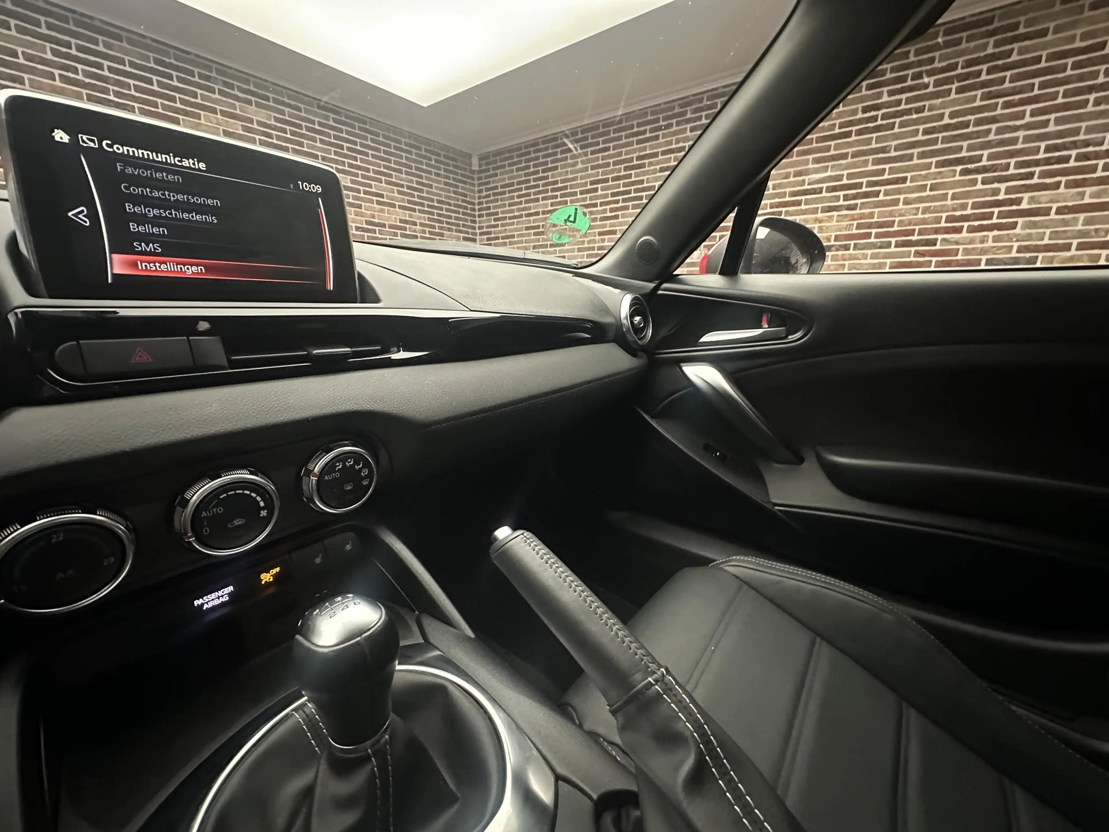 Fiat 124 Spider 1.4 MultiAir Turbo Lusso Cabrio| Camera — photo 35