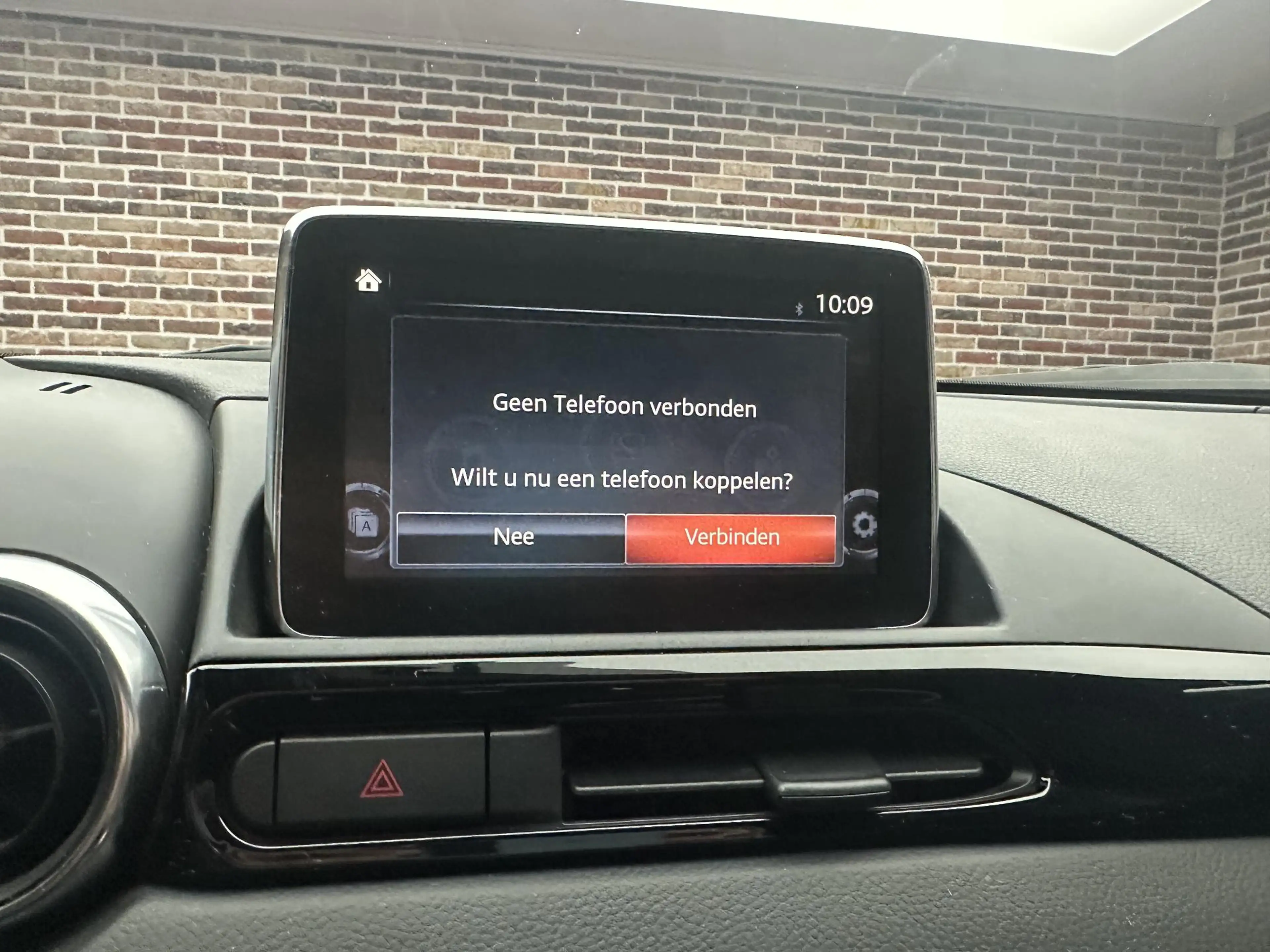 Fiat 124 Spider 1.4 MultiAir Turbo Lusso Cabrio| Camera — photo 36