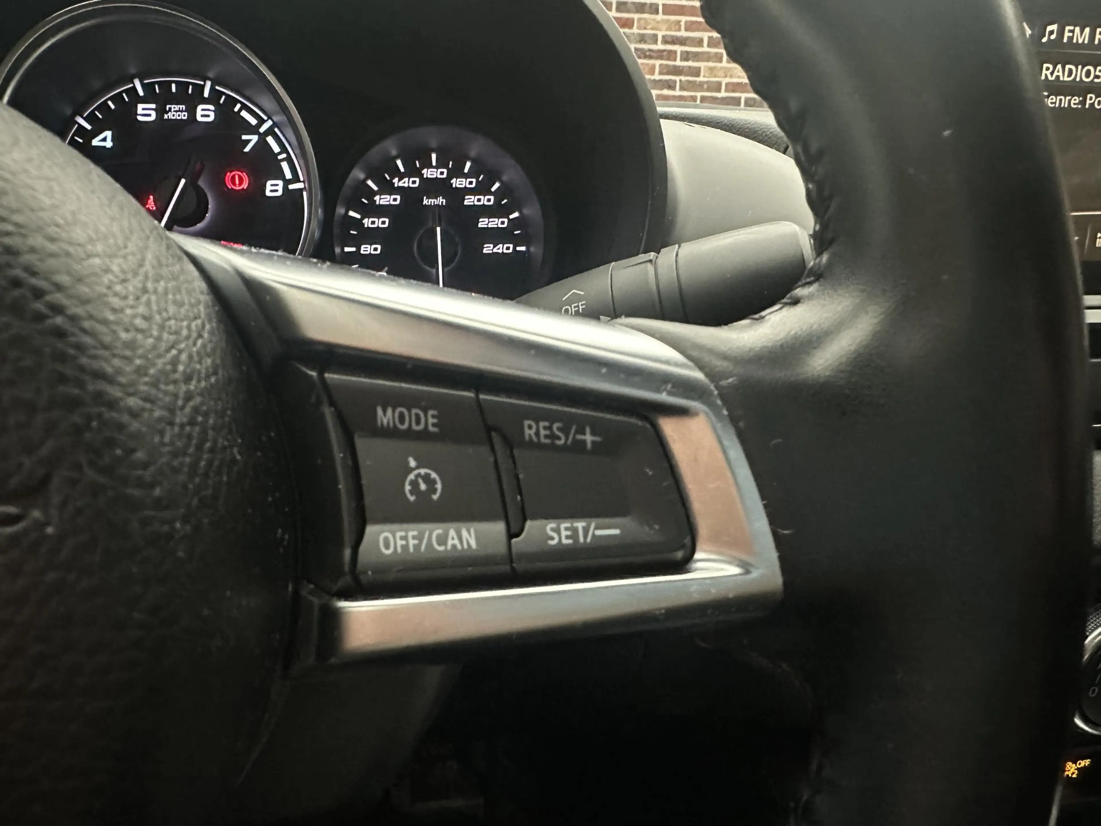 Fiat 124 Spider 1.4 MultiAir Turbo Lusso Cabrio| Camera — photo 13