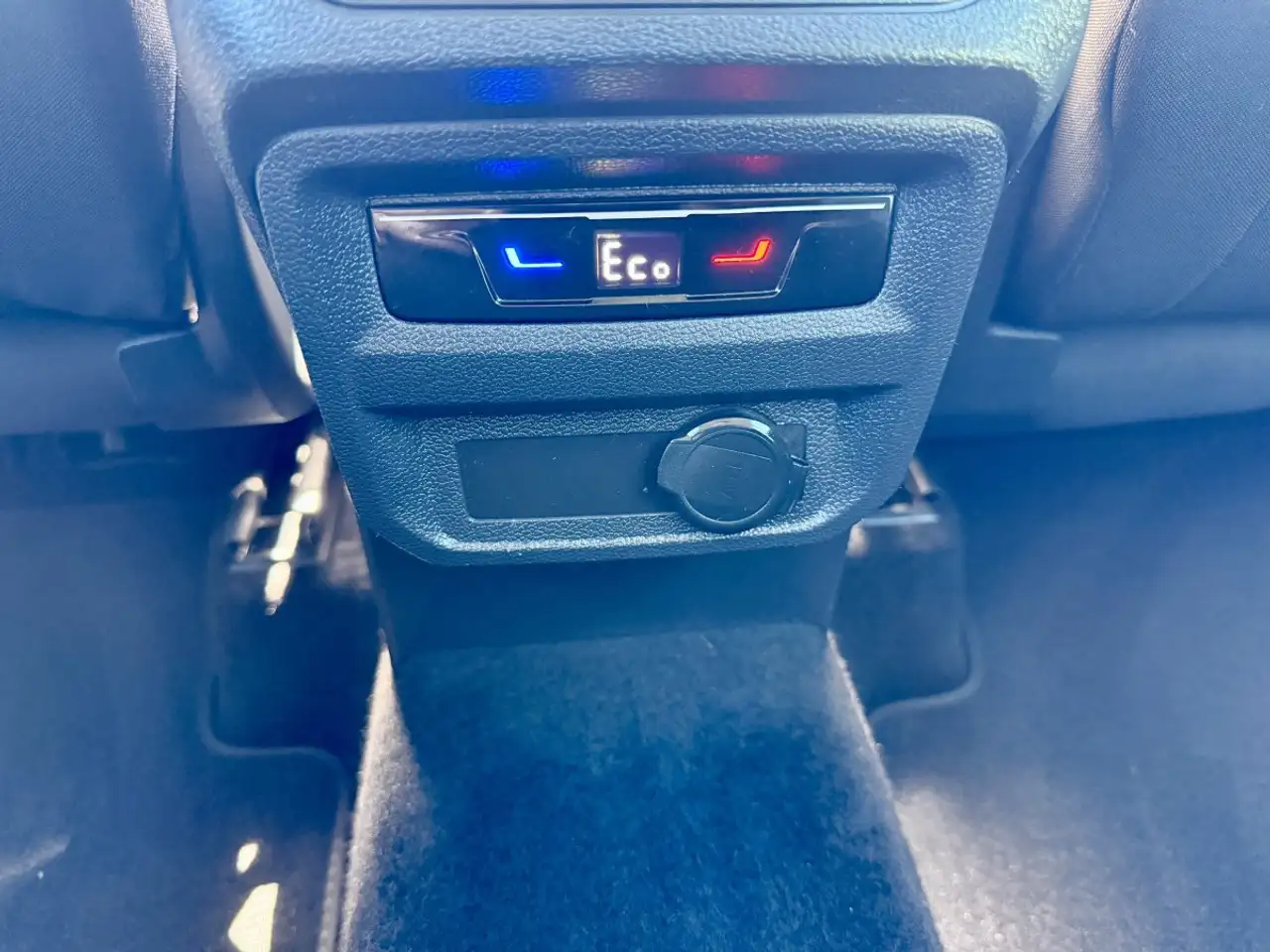 Volkswagen Tiguan 1.4 TSI eHybrid Active NAVI AREA VIEW ACC A, миниатюра 9