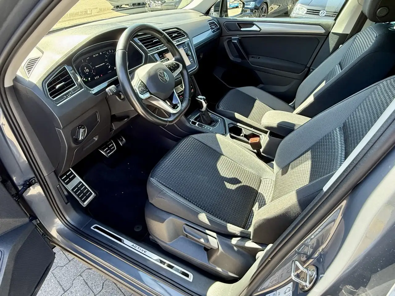 Volkswagen Tiguan 1.4 TSI eHybrid Active NAVI AREA VIEW ACC A, миниатюра 13
