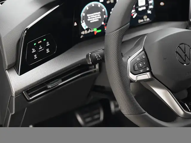 Volkswagen Golf view 9