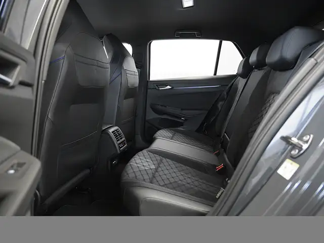 Volkswagen Golf view 13