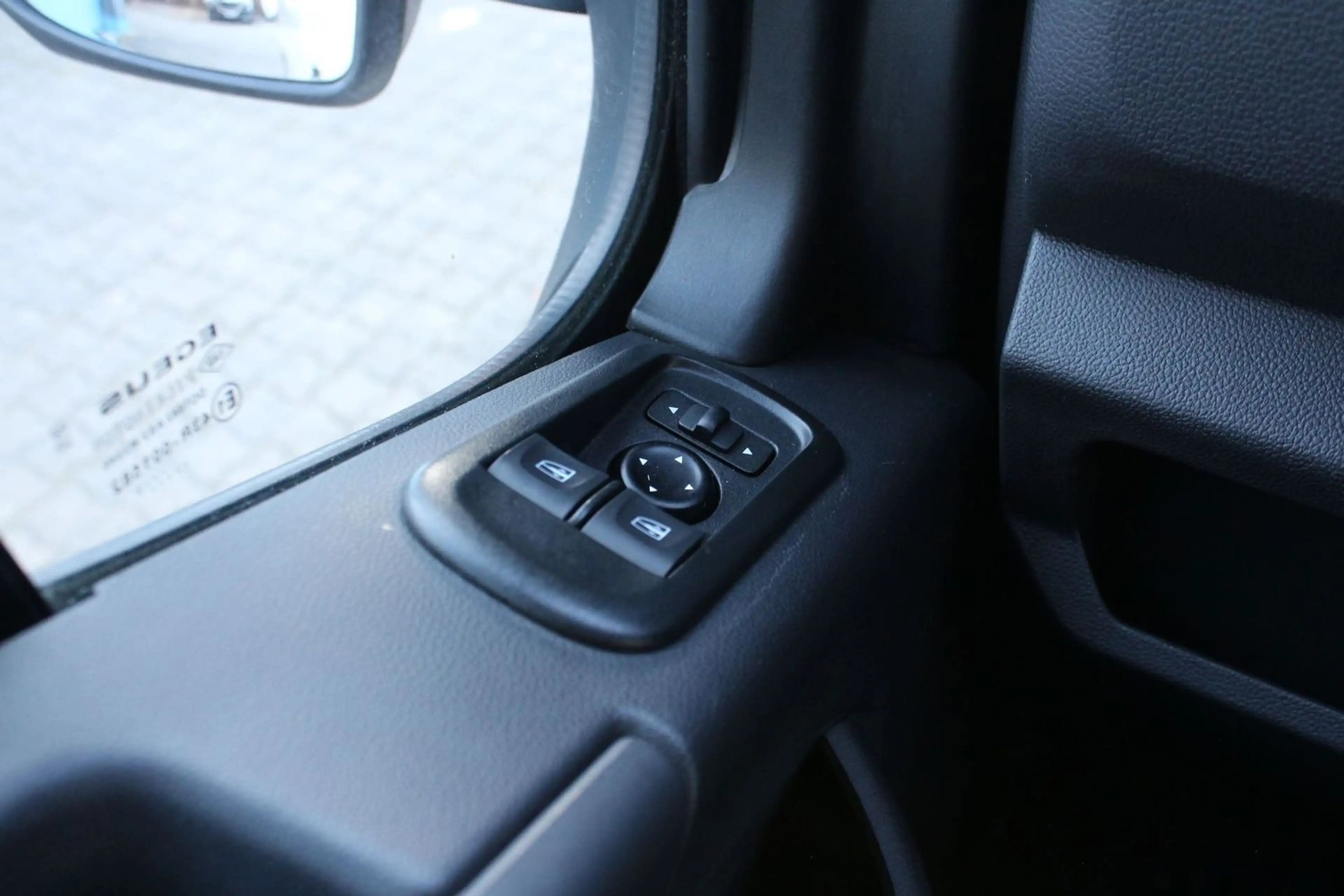 Renault Master L3H2 Doka 7 Sitze Bluetooth AHK — photo 8