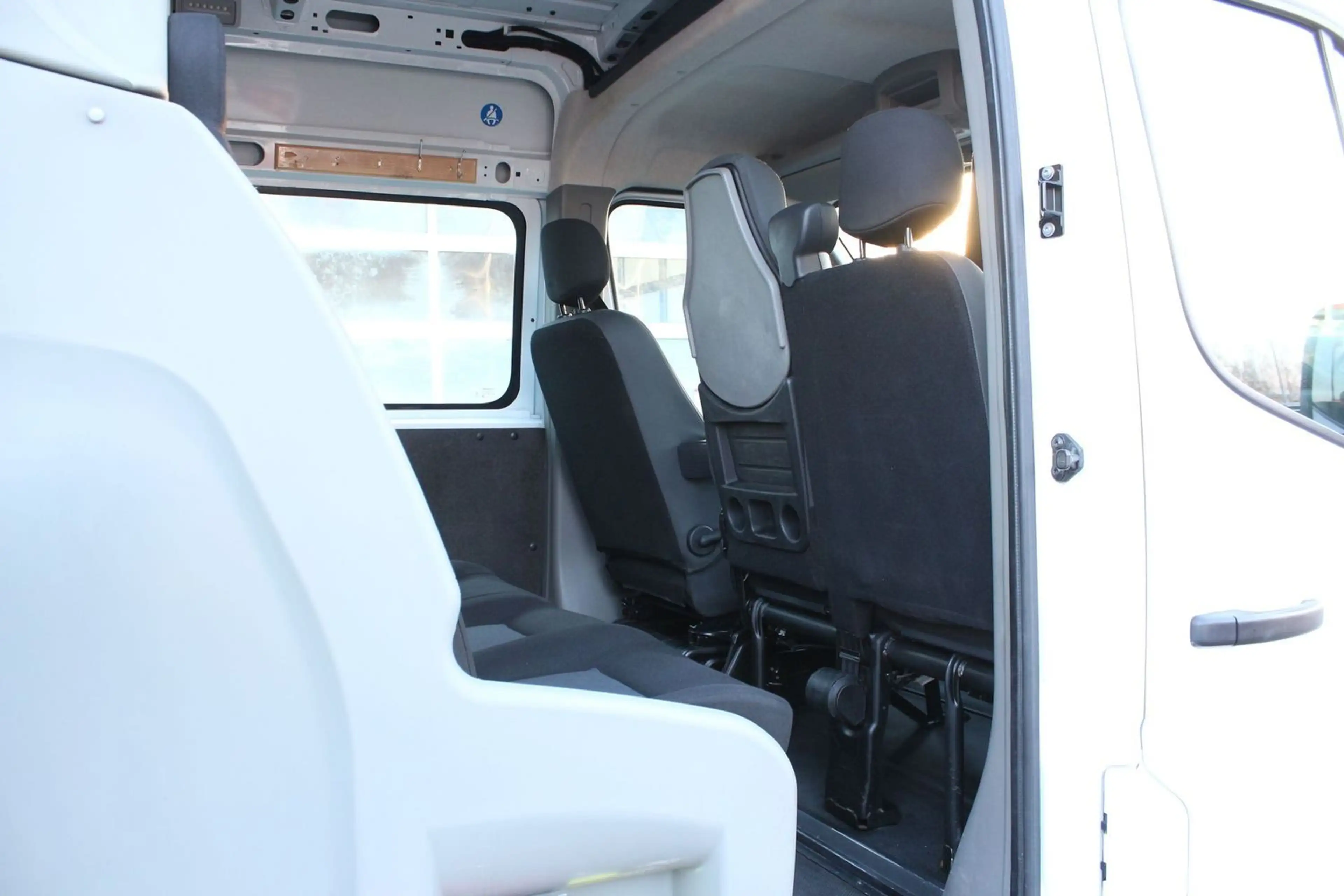 Renault Master L3H2 Doka 7 Sitze Bluetooth AHK — photo 15