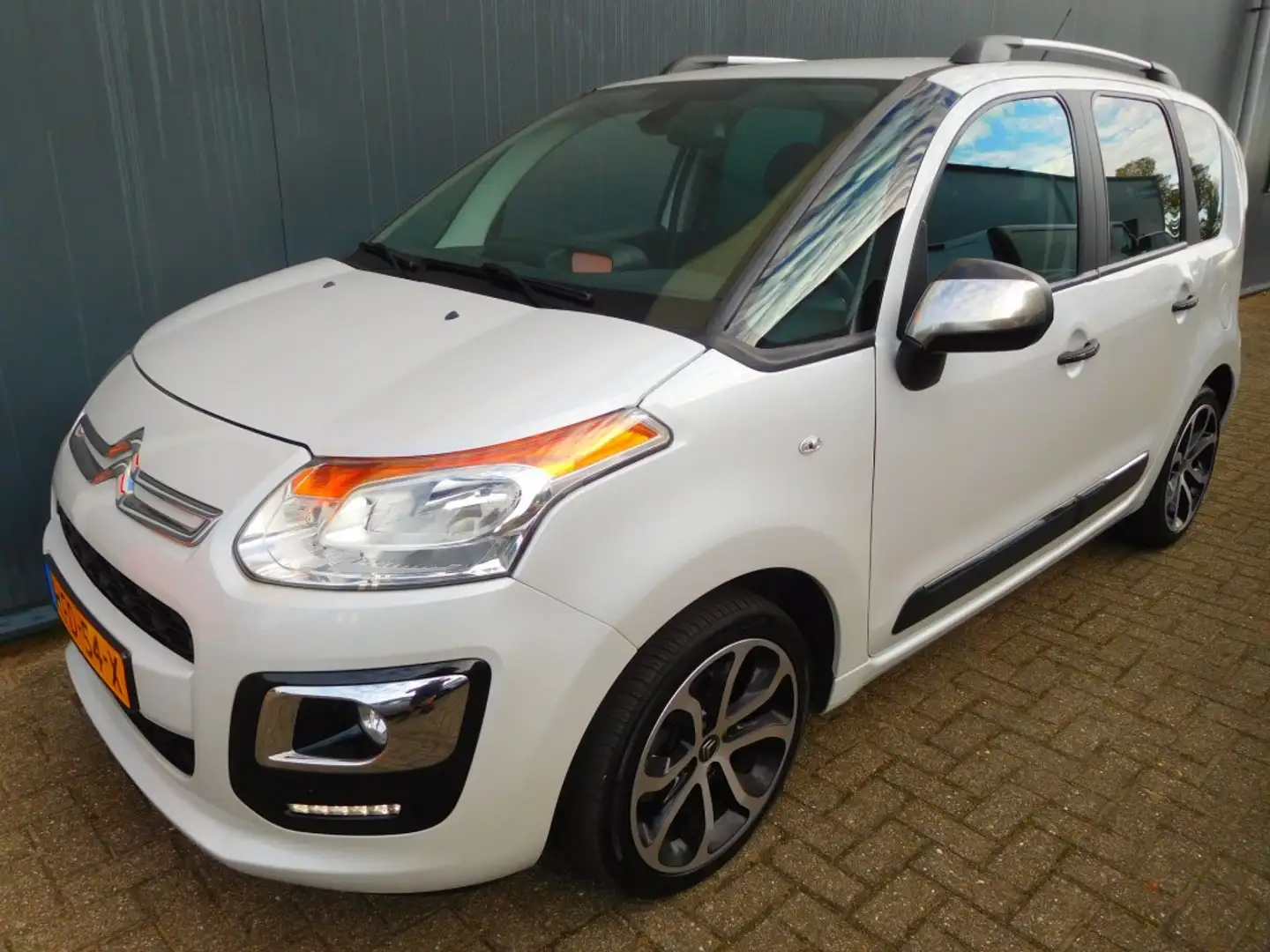 Citroen C3 Picasso 1.2 Puretech 110PK Wit - 2