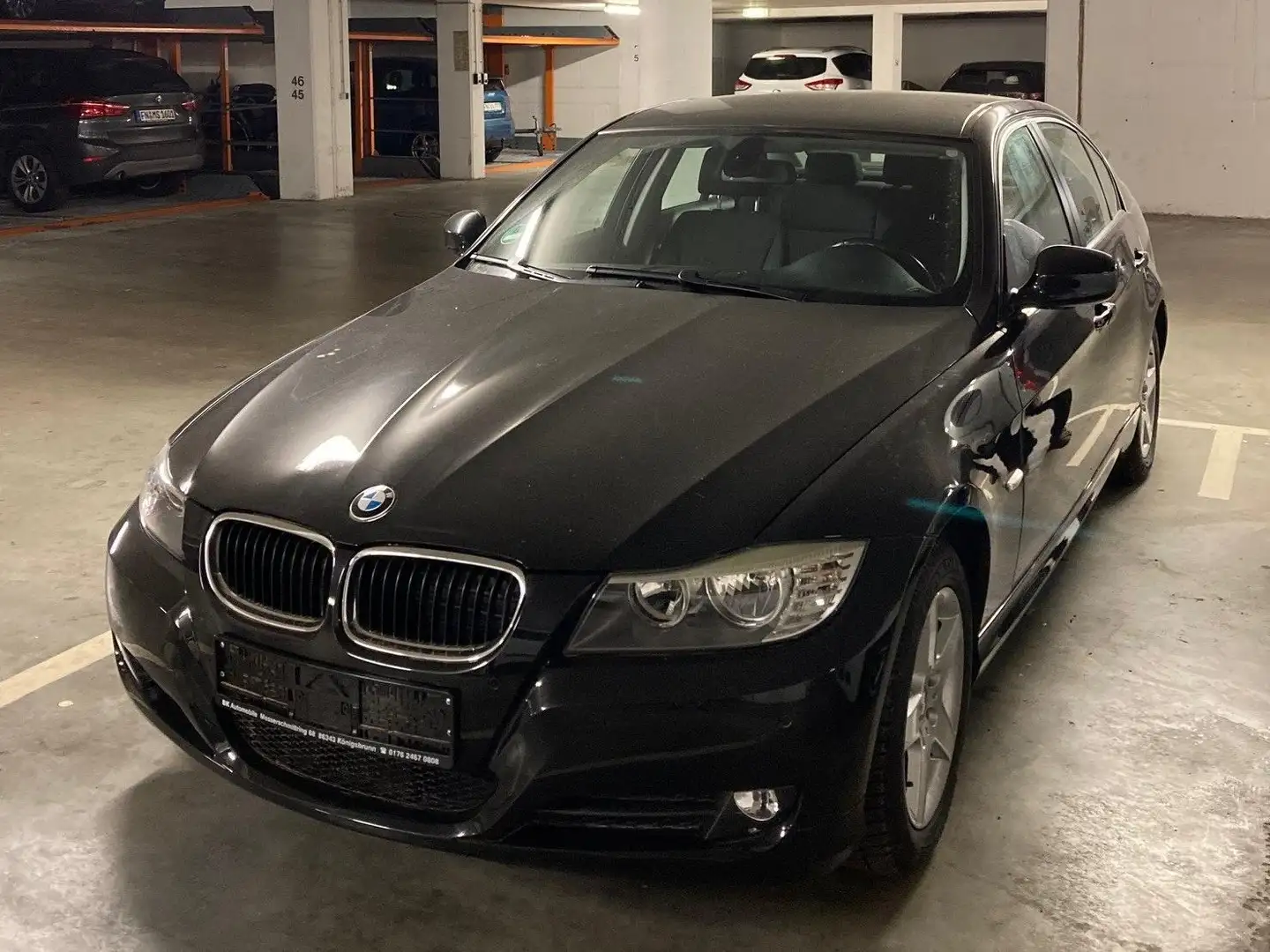 BMW 318 318i - Motor erneuert Černá - 1