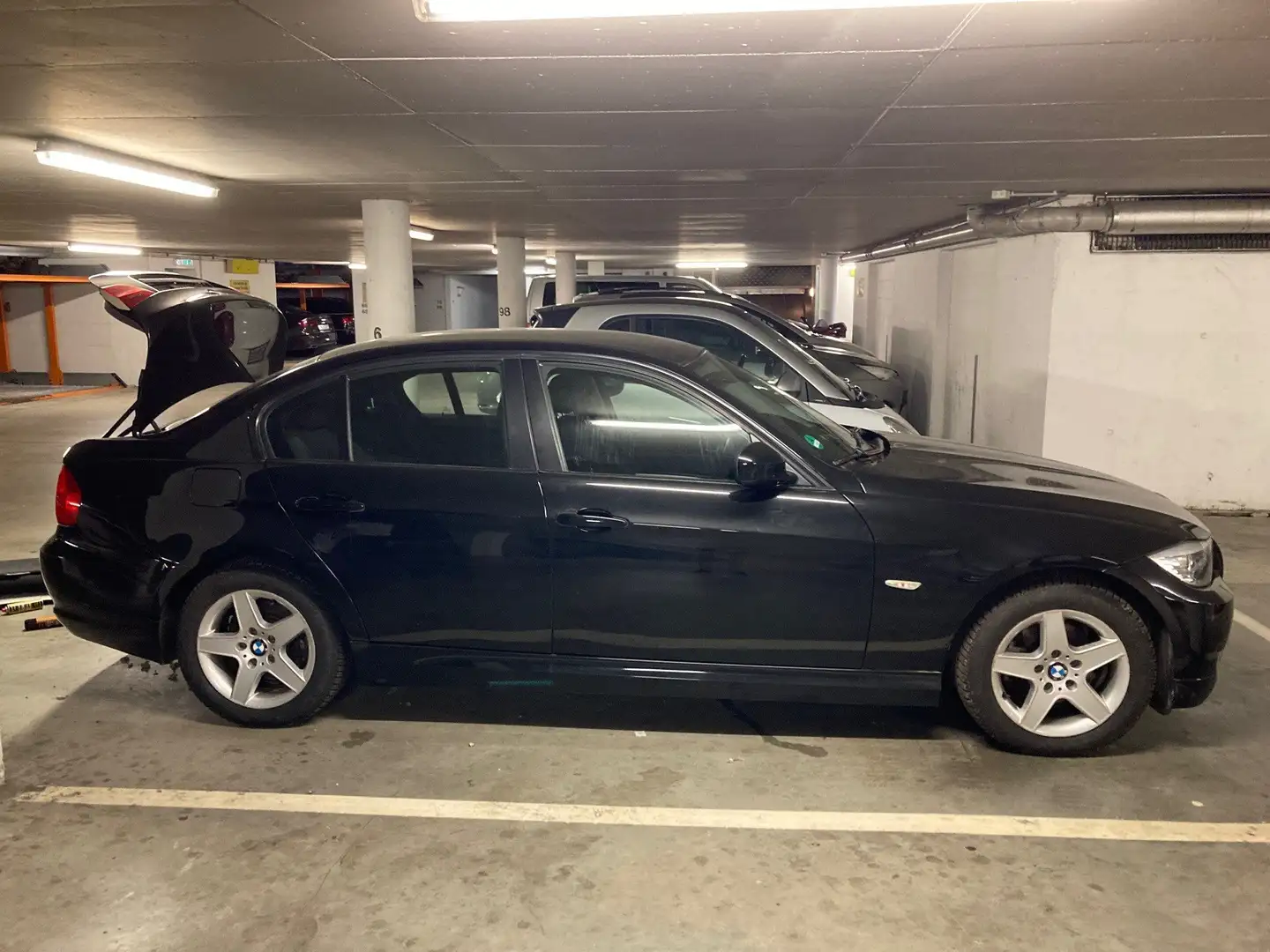 BMW 318 318i - Motor erneuert Černá - 2