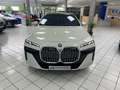 BMW 740 d xD M-Sport*PANO-SKY*ICONIC*STHZG*SOFT*B&W* Weiß - thumbnail 2