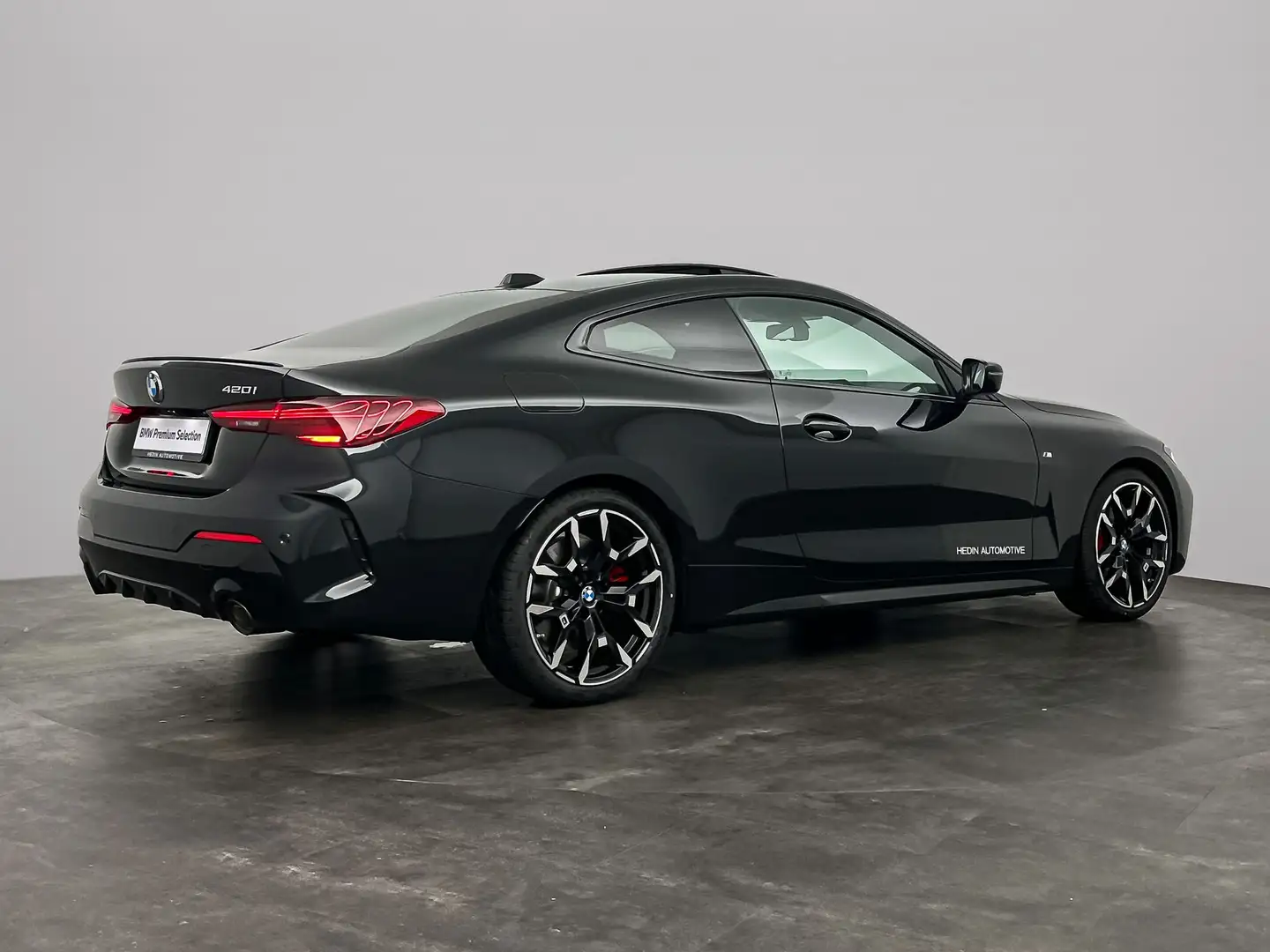 BMW 420 4-serie Coupé 420i M-Sport Pro | Hifi | 19 inch | Zwart - 2