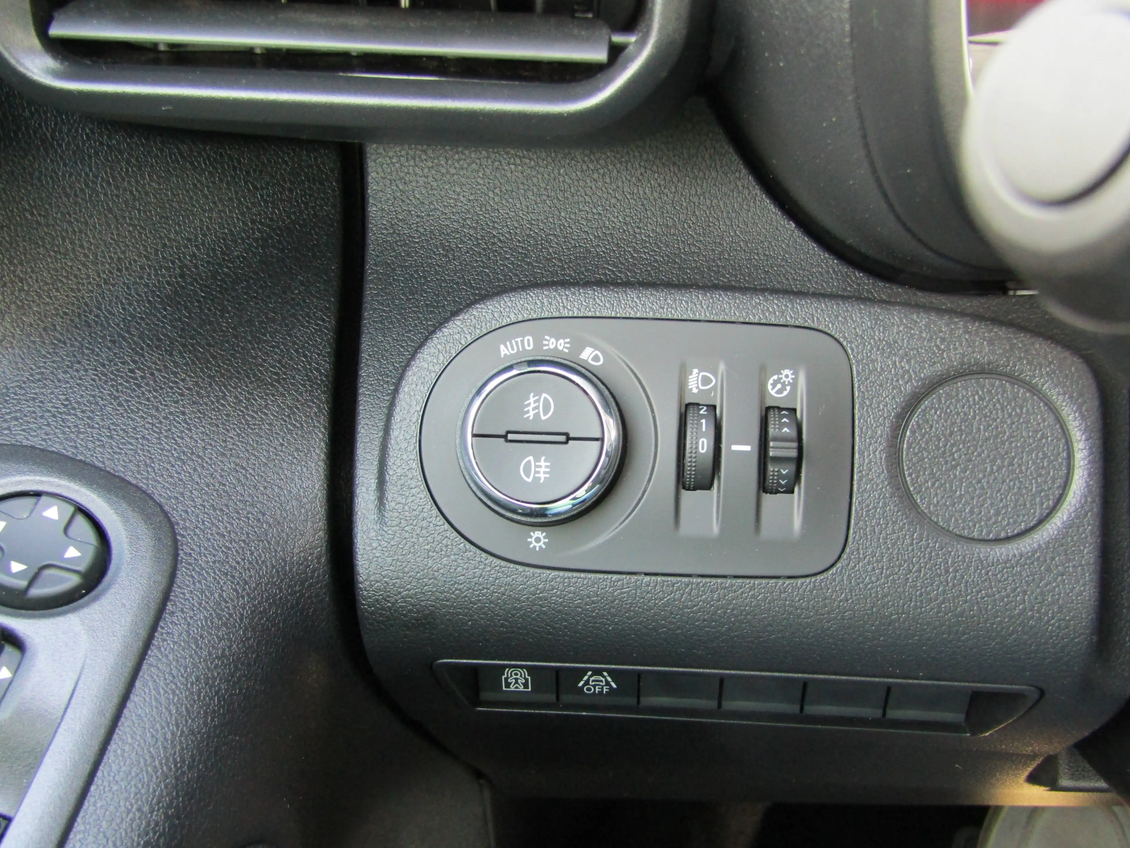 Opel Combo Life Combo Life 1.2 T L1H1 Edition S/S (EU6.3) — photo 13