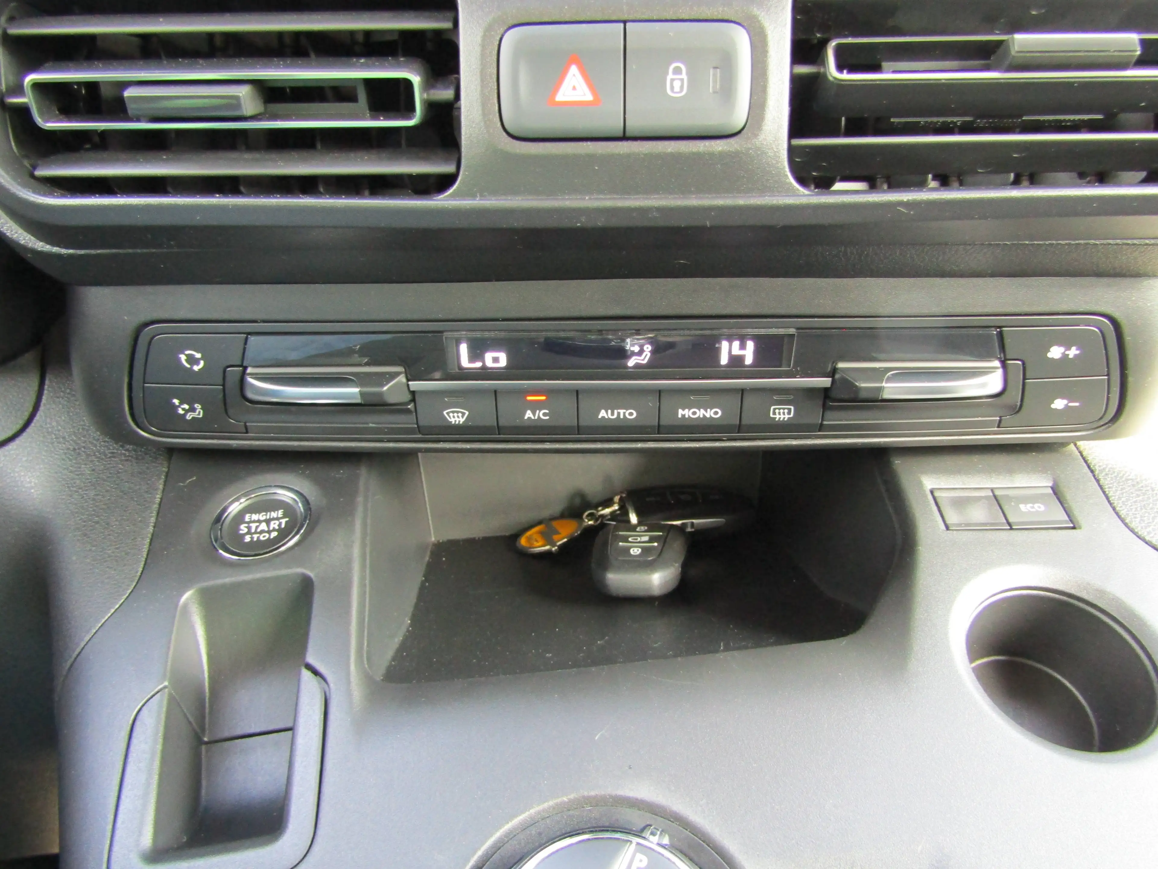 Opel Combo Life Combo Life 1.2 T L1H1 Edition S/S (EU6.3) — photo 14