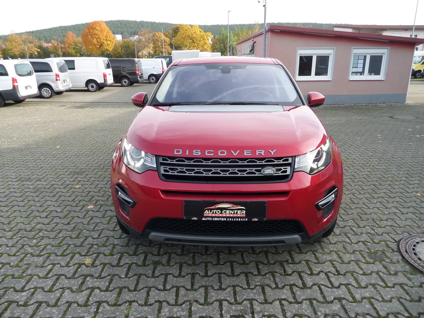 Land Rover Discovery Sport SE AWD+1.Hand+Xenon+PDC+Navi+Tempo+Sound+Head-Up Rot - 2