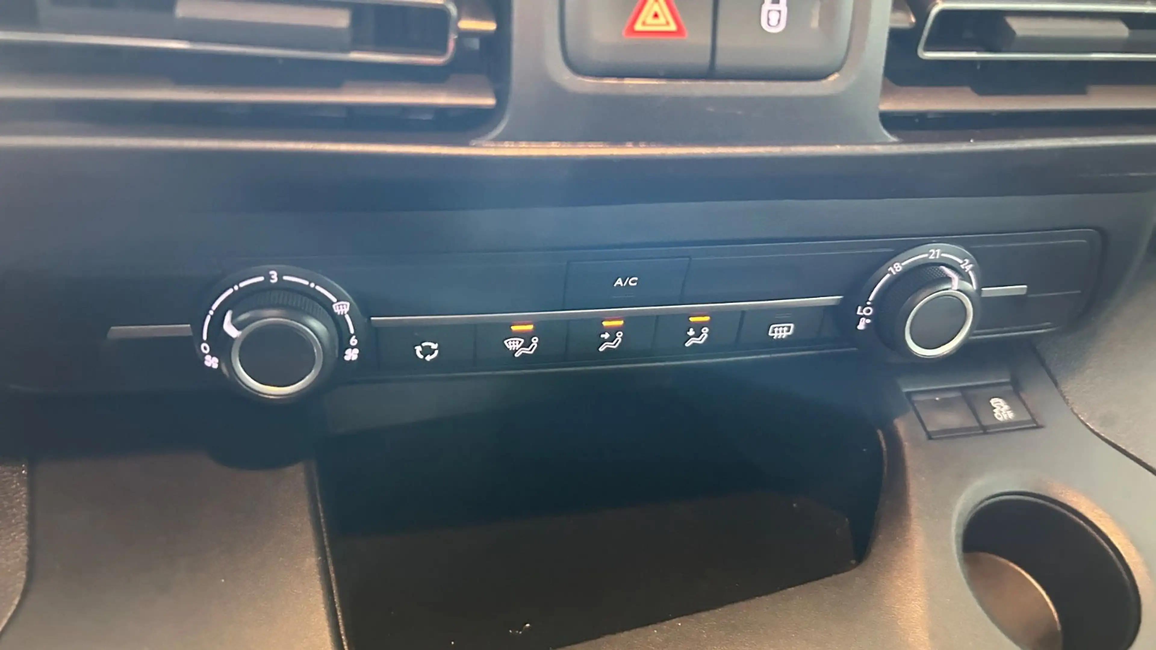 Citroen Berlingo XL 1.2 THP — photo 15
