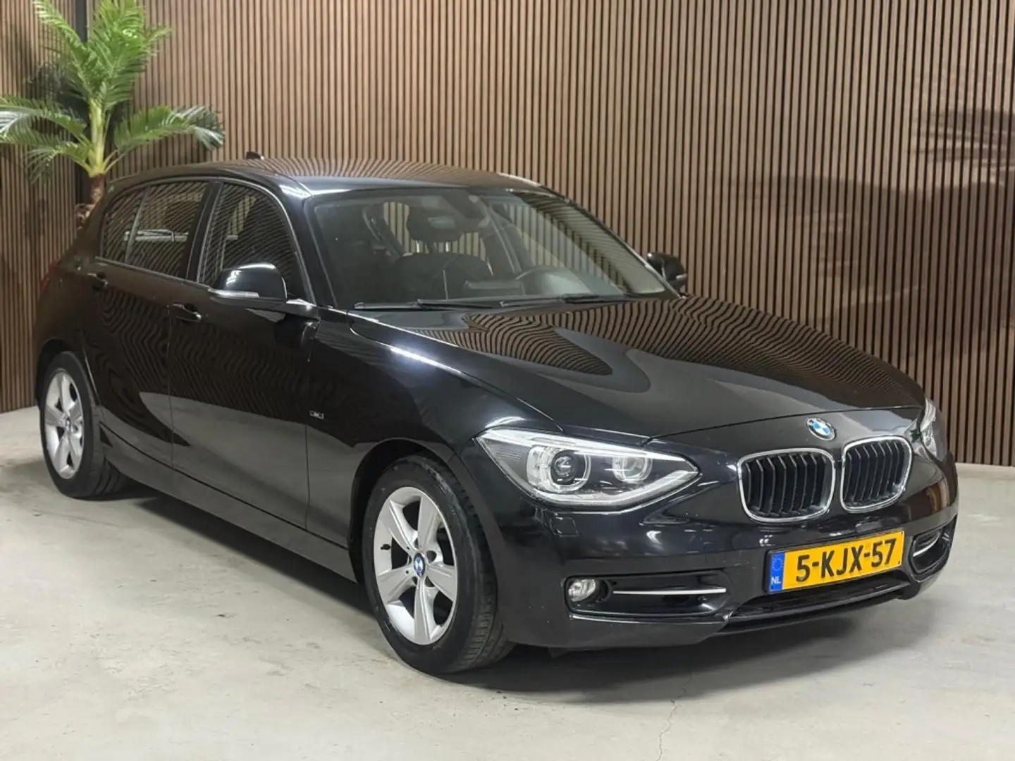 BMW 116 1-serie 116i EDE Bns Sport. Zwart - 2