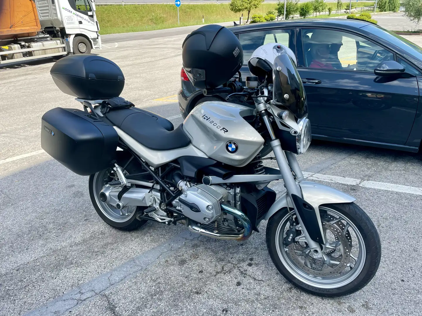 BMW R 1200 BMW R 1200 R - 1