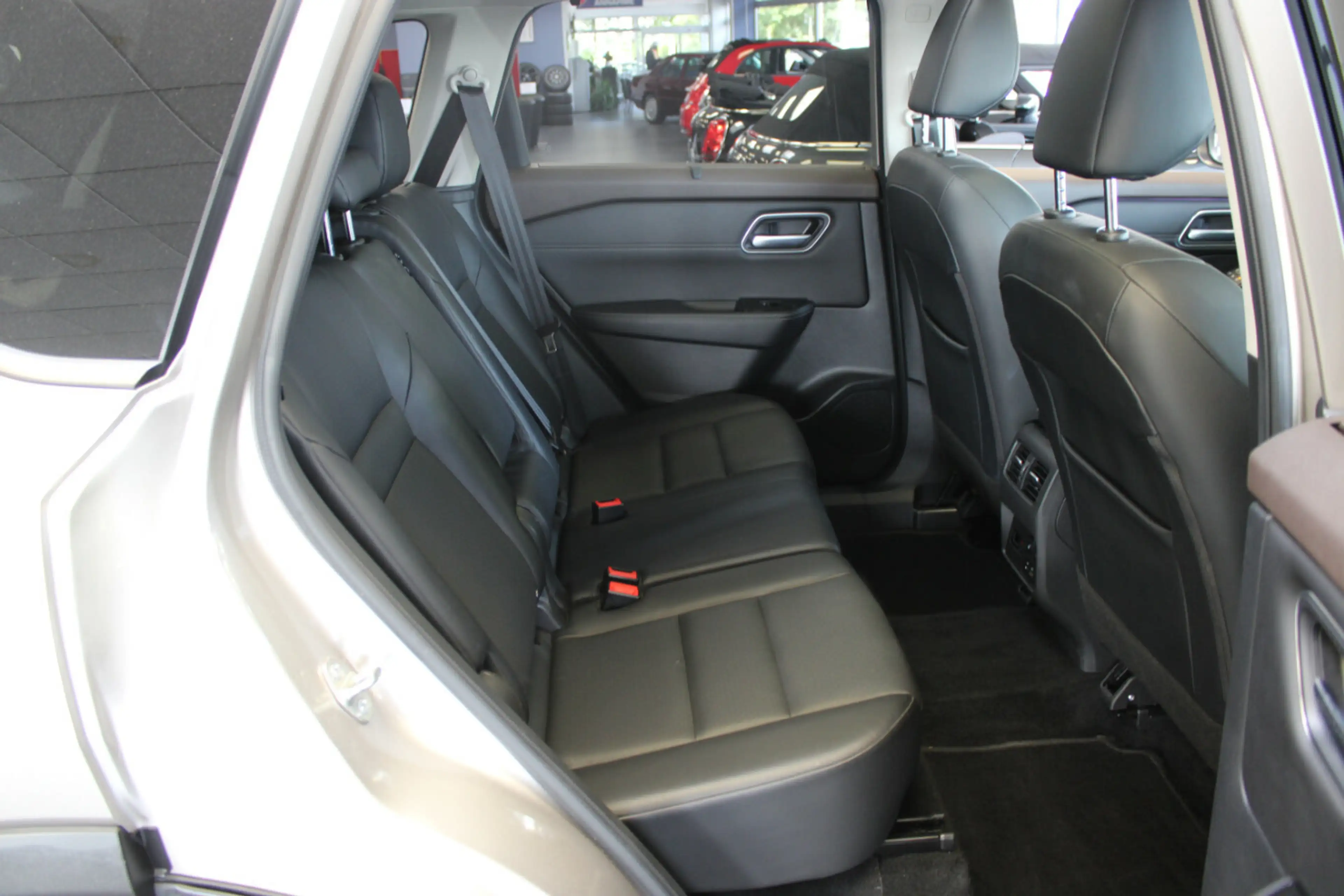 Nissan X-Trail 1.5 VC-T e-POWER Tekna 7-Sitzer — photo 14