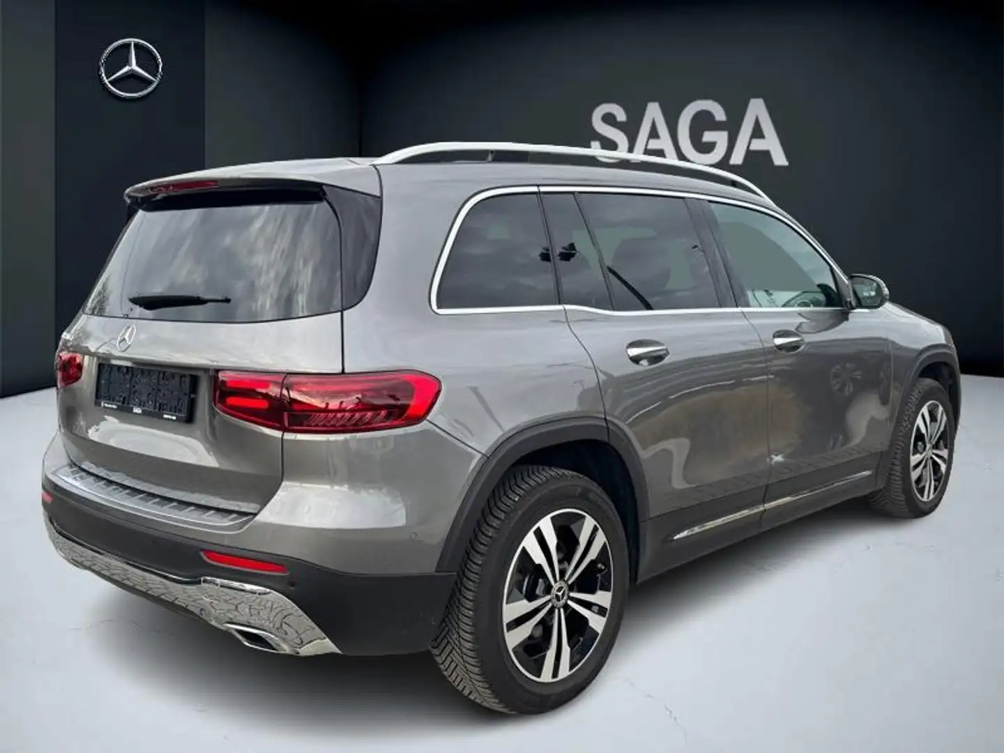 Mercedes-Benz GLB 180 d Luxury Line 7 Places Grau - 2