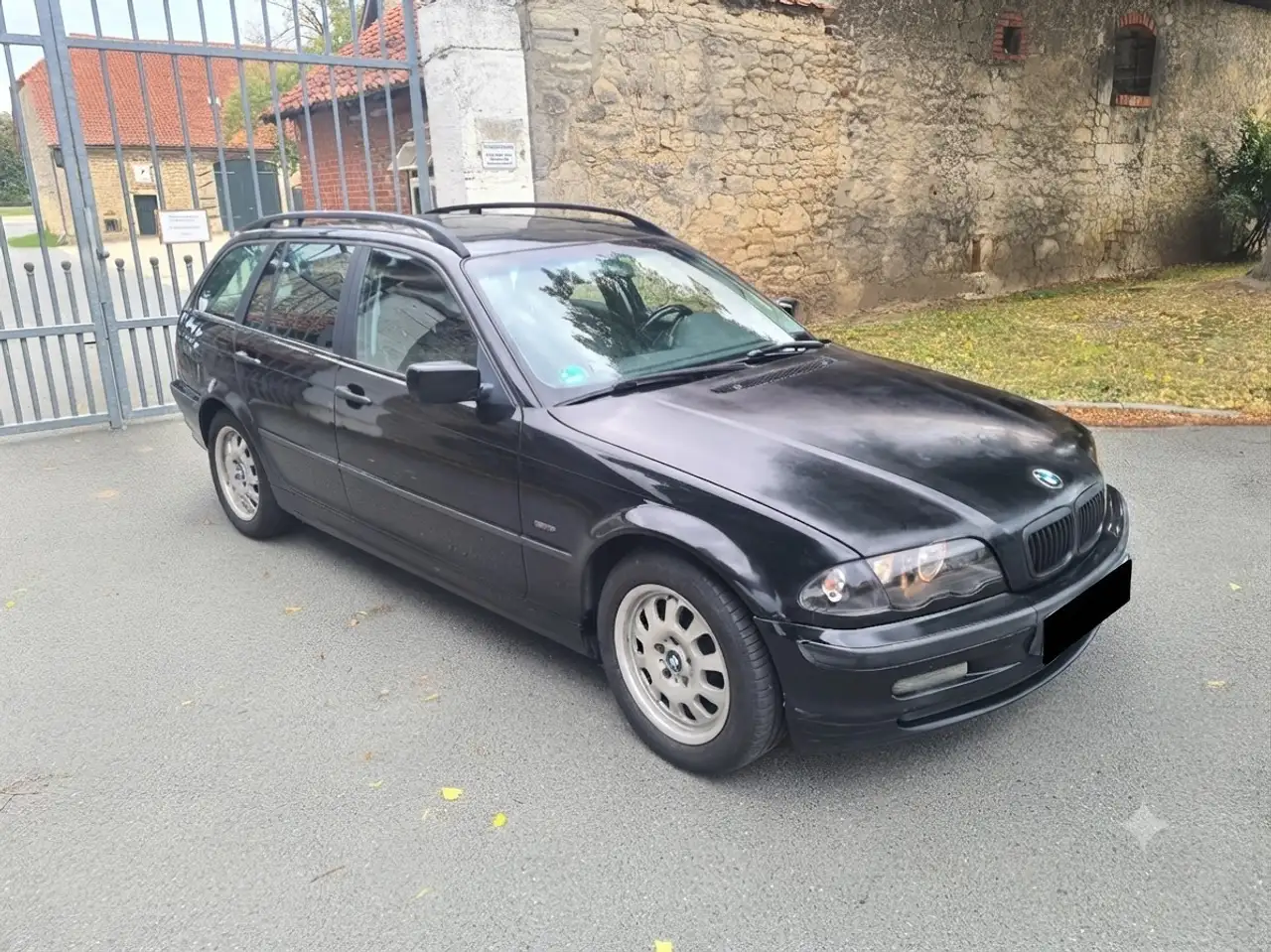 BMW 318i touring, foto 2