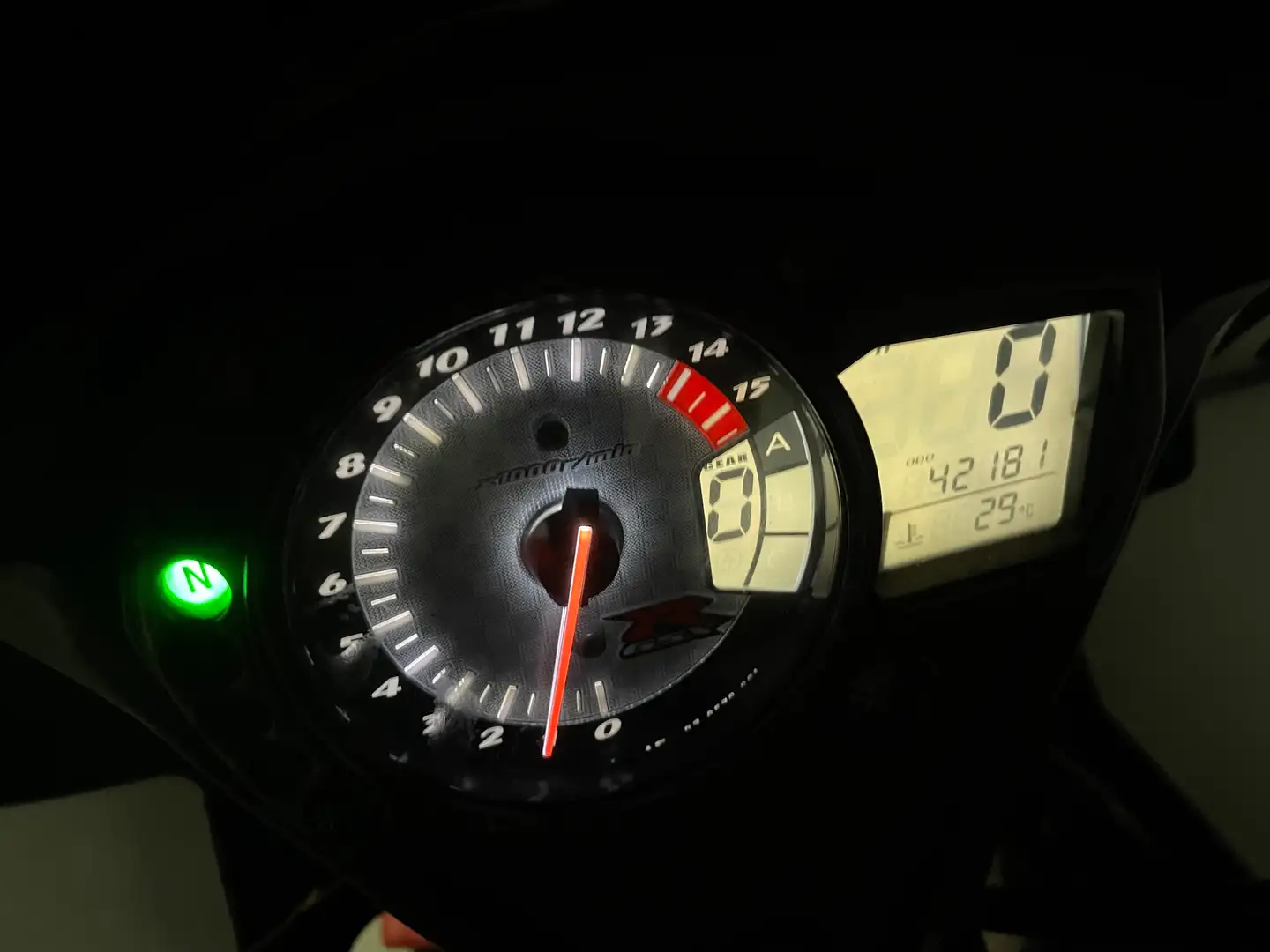 Suzuki GSX-R 1000 Rouge - 1