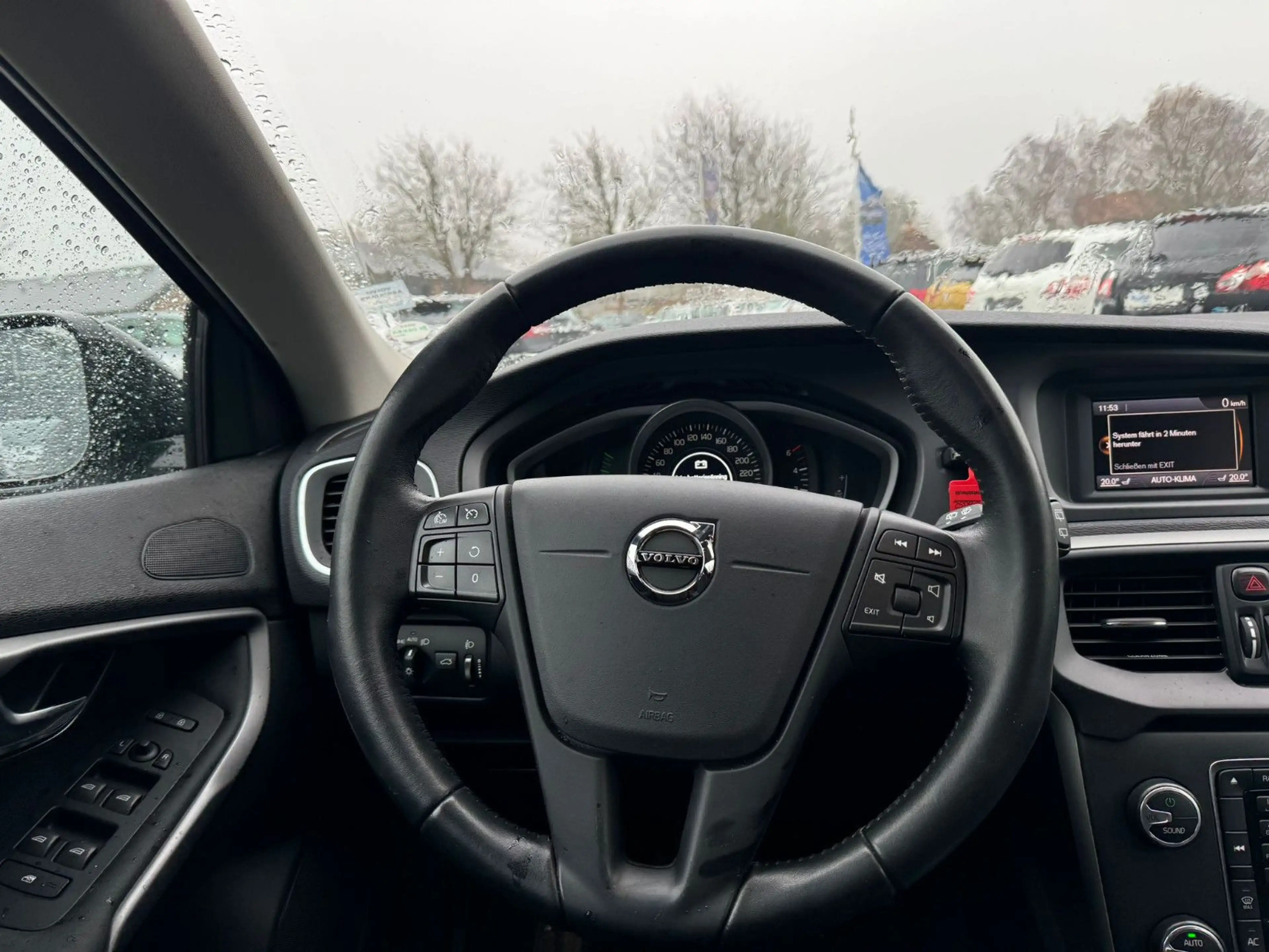 Volvo V40 HU+SERVICE NEU/TEMPOMAT/KLIMA/SH/BC — photo 14